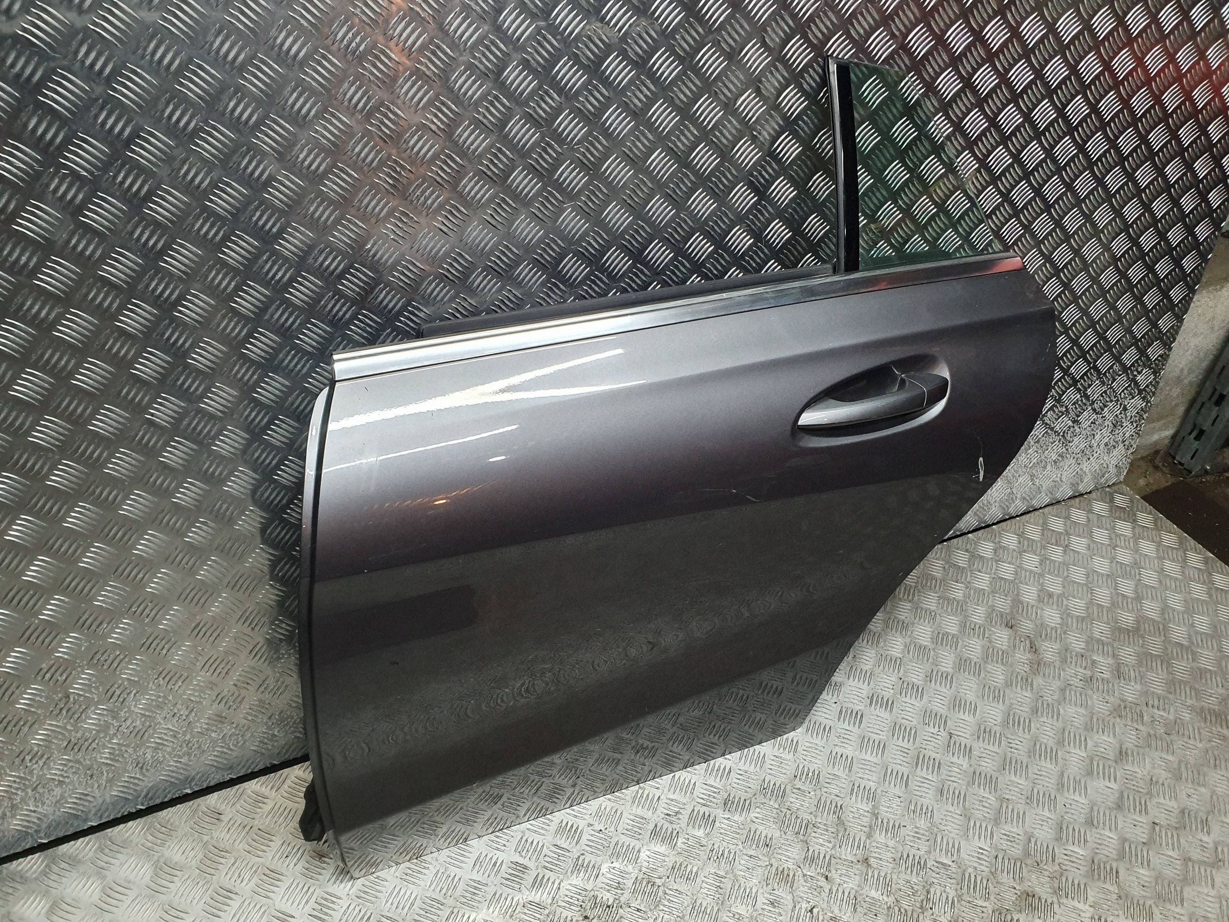 door left rear part complete MERCEDES CLA W117 KOMBI
