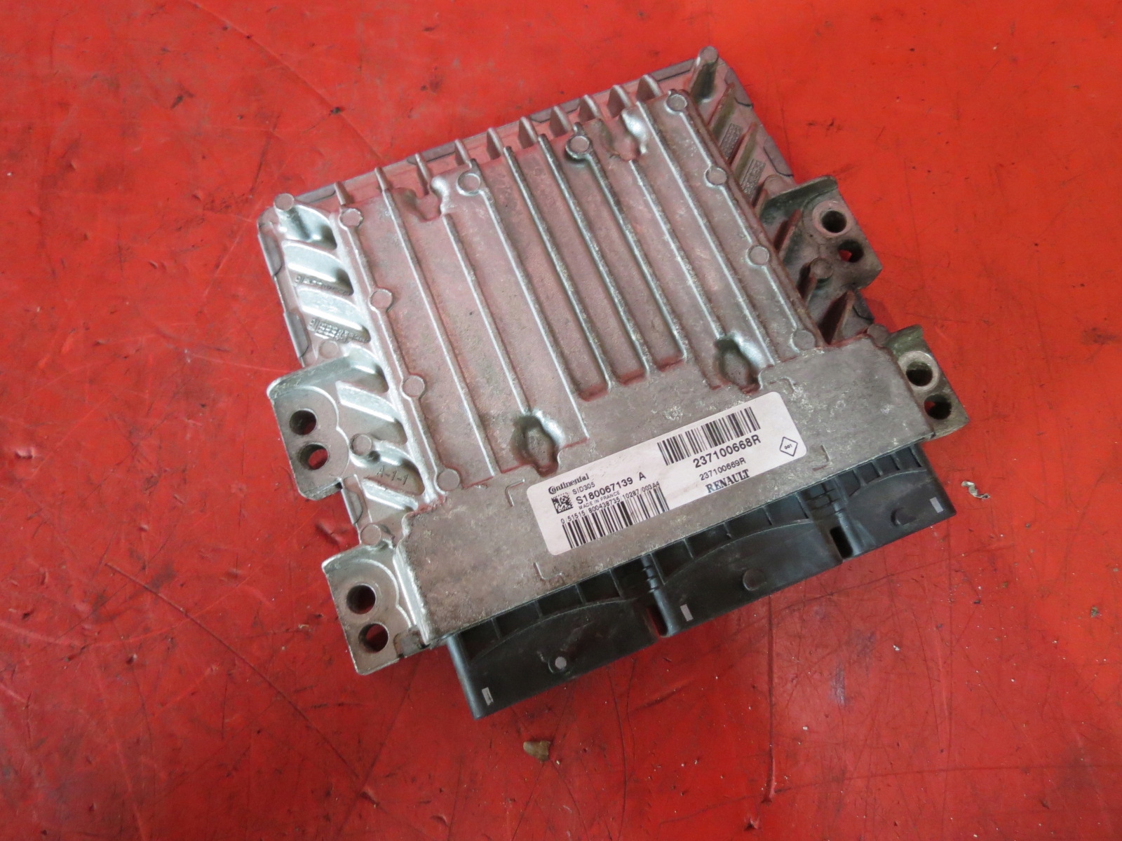 SCENIC 3 III MEGANE III 1.5 DCI control unit computer