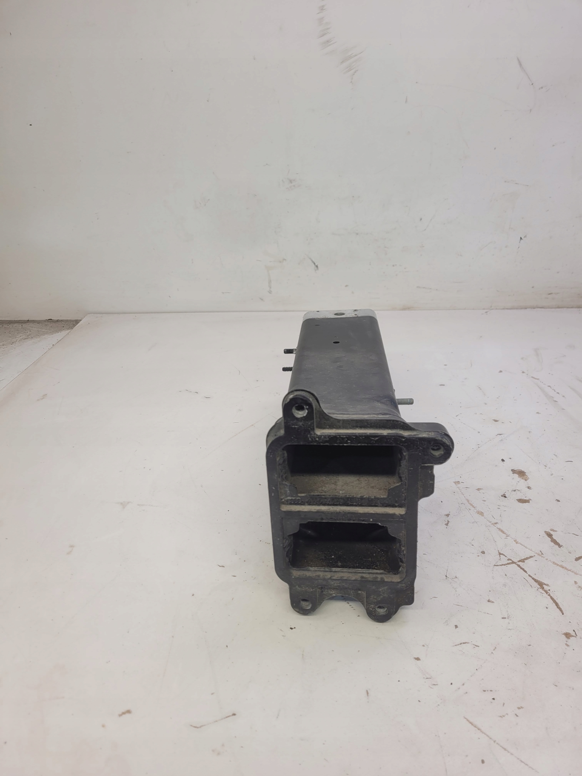 beam tip quarter L AUDI A8 D4 4H0805119B