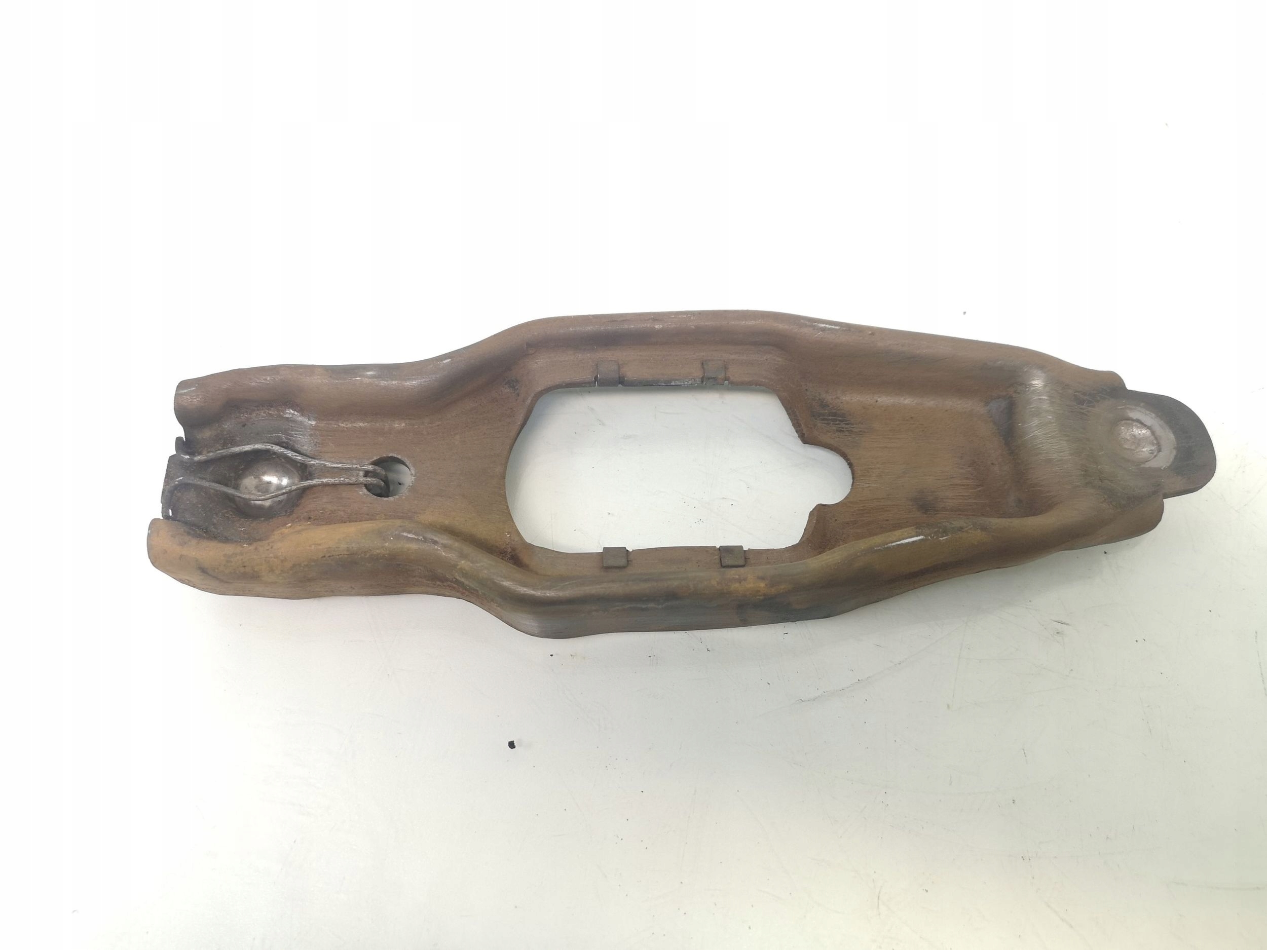 2012 Volkswagen Jetta VI Łapa sprzęgła