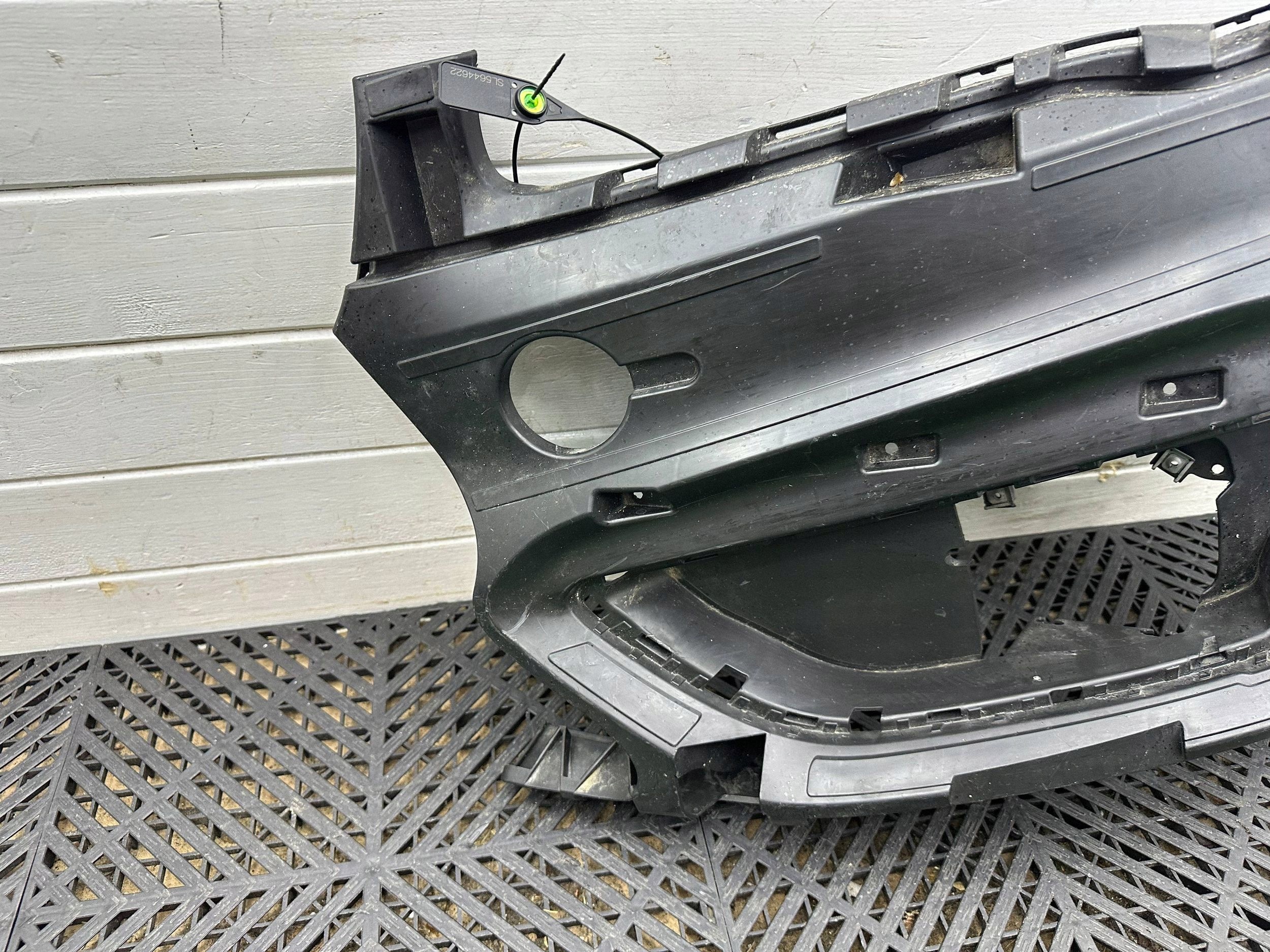 bumper bracket of the front front side left BMW 2 F45 7301547