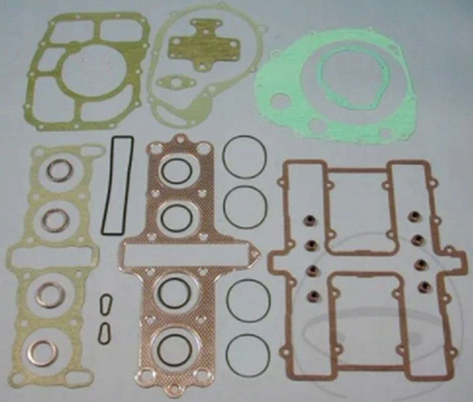 Athena Komplet Tesnenia Suzuki Gs 550 M Katana '81-'83 ()