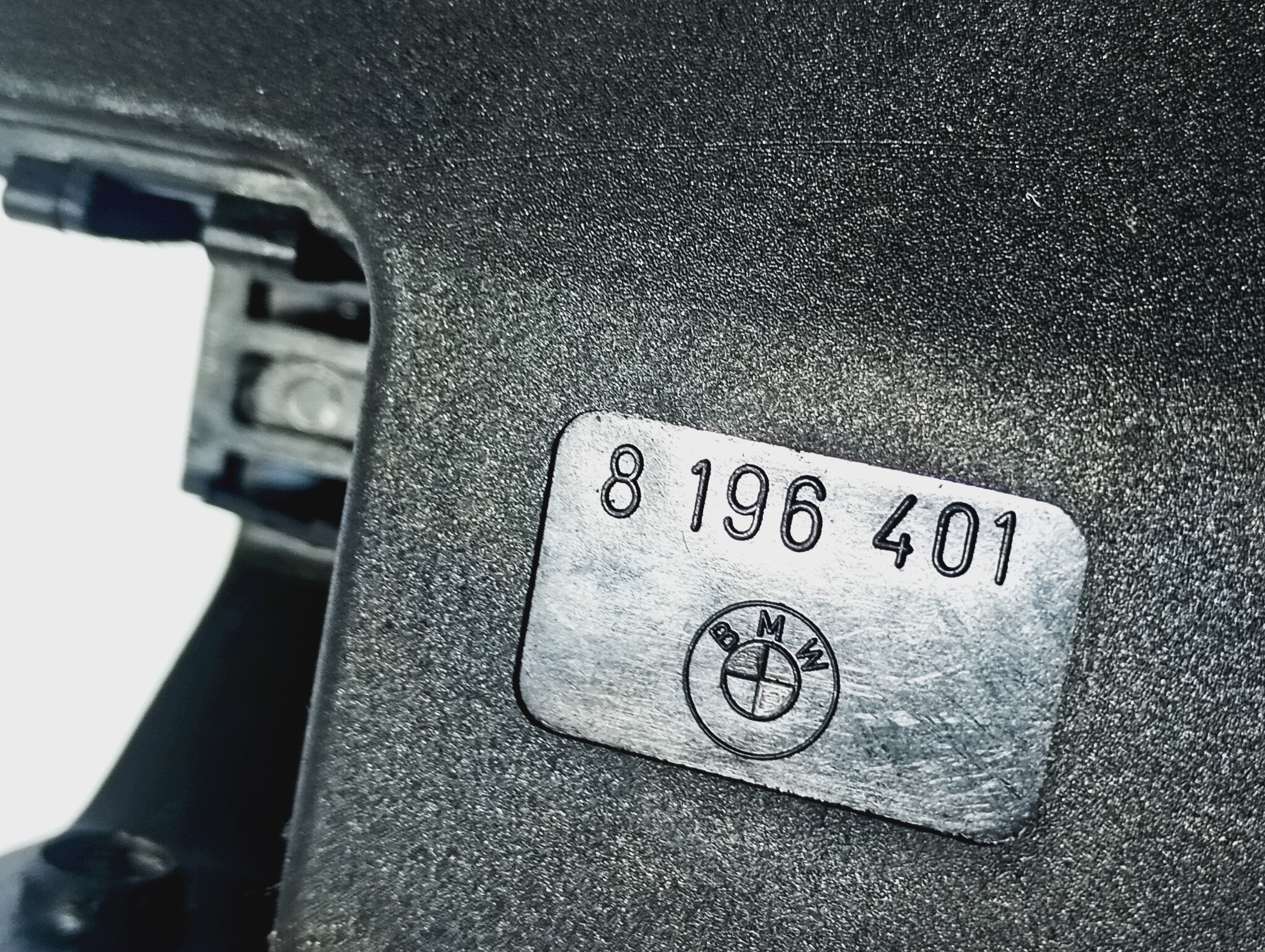 lock bonnet boot OE 8196401 BMW 3 III E46 02-05