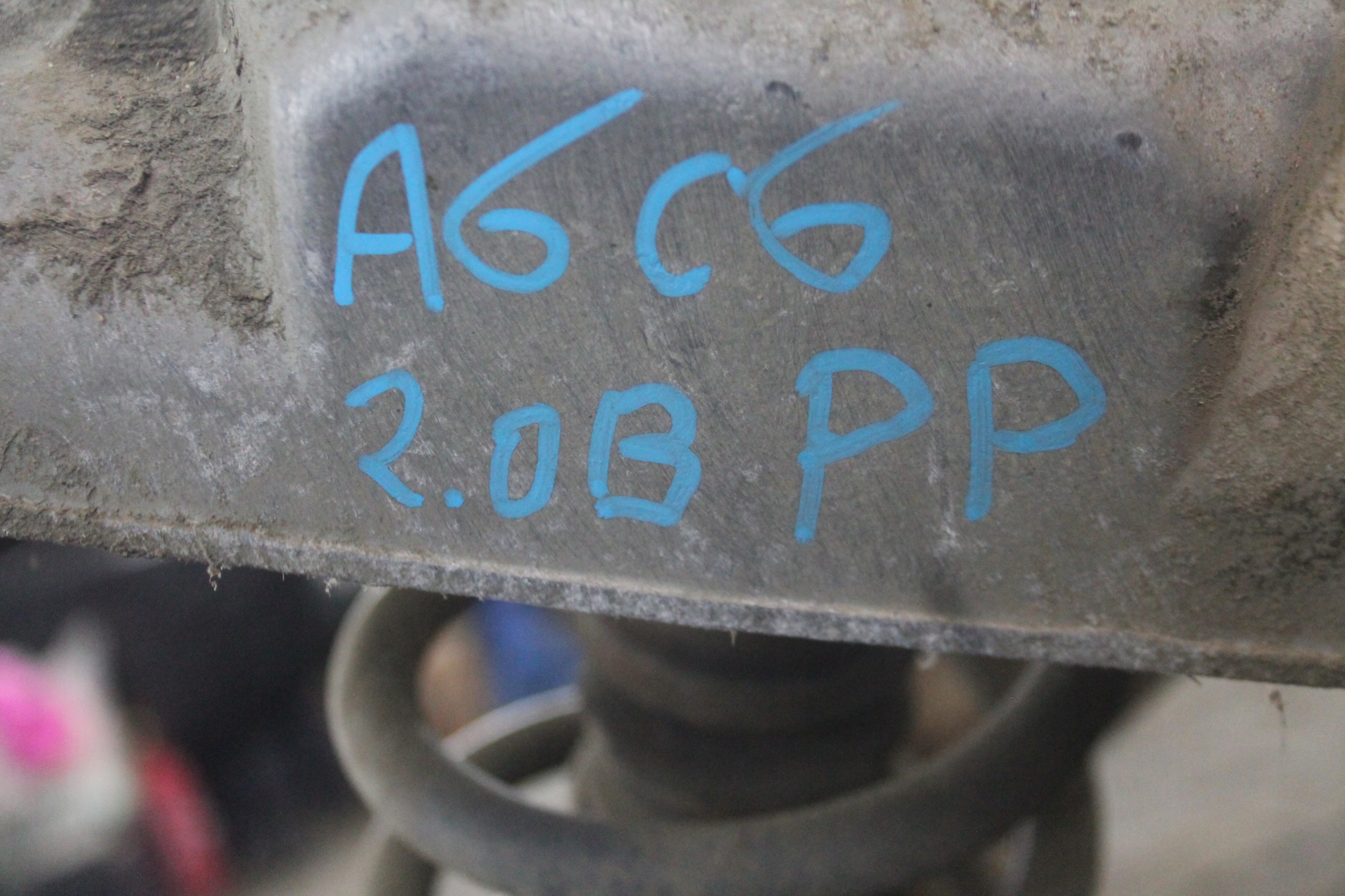 McPherson AMOR right front AUDI A6 C6 2.0 TFSI 04