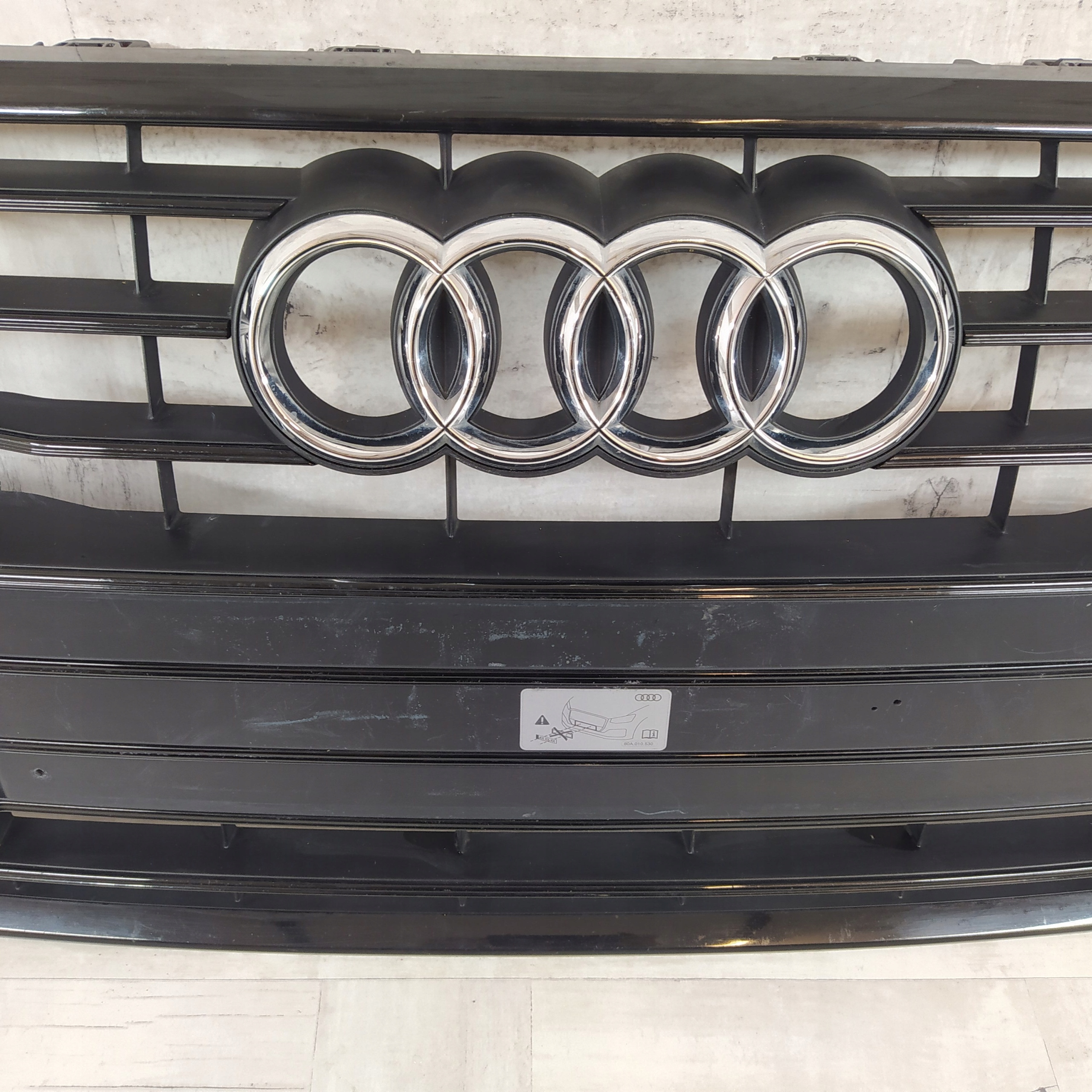 AUDI A6 C8 GRILL ATRAPA KRATKA BLACK ZDERZAKA 4K0853651C Strona zabudowy przód