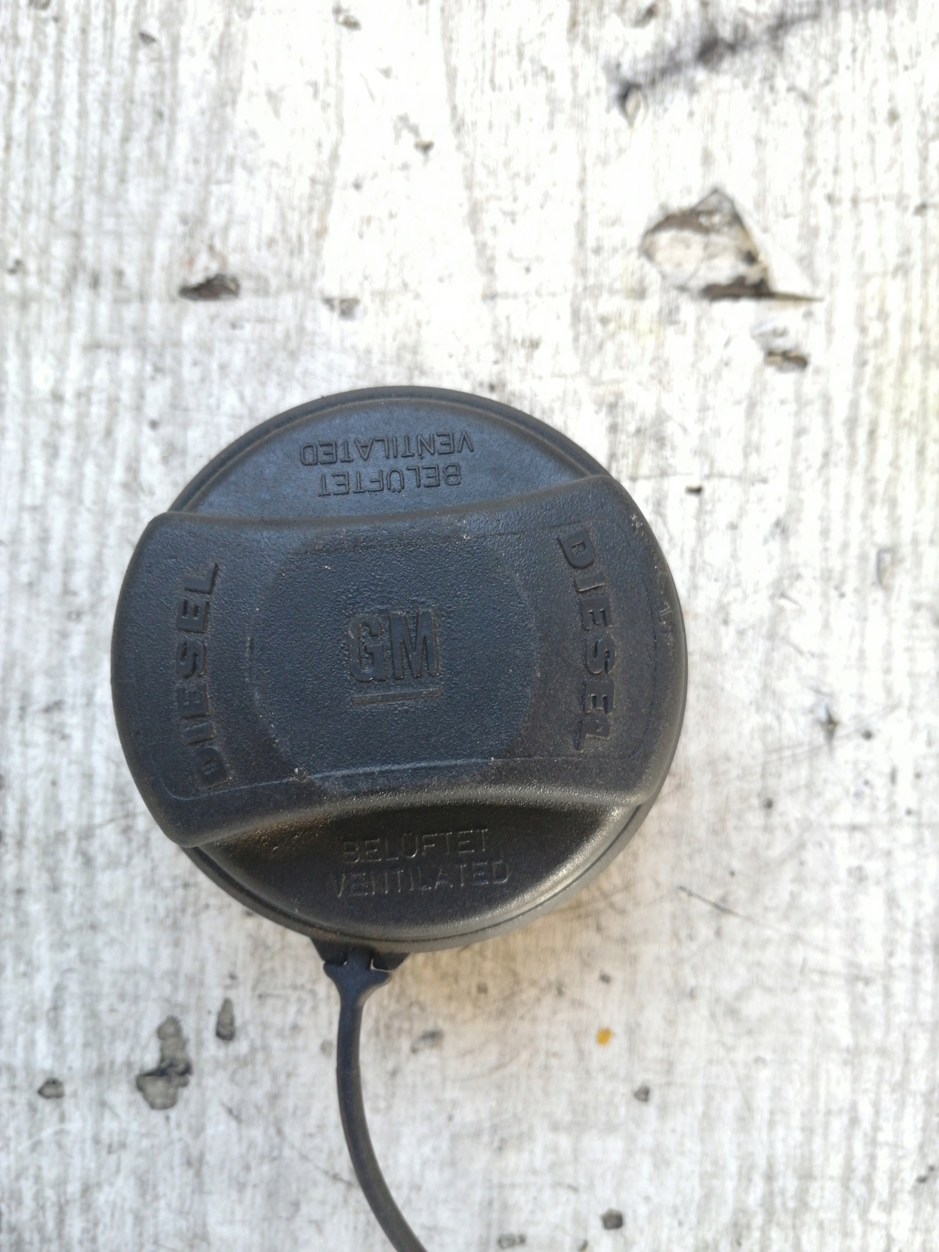 3935 KOREK WLEWU PALIWA OPEL ASTRA H DIESEL