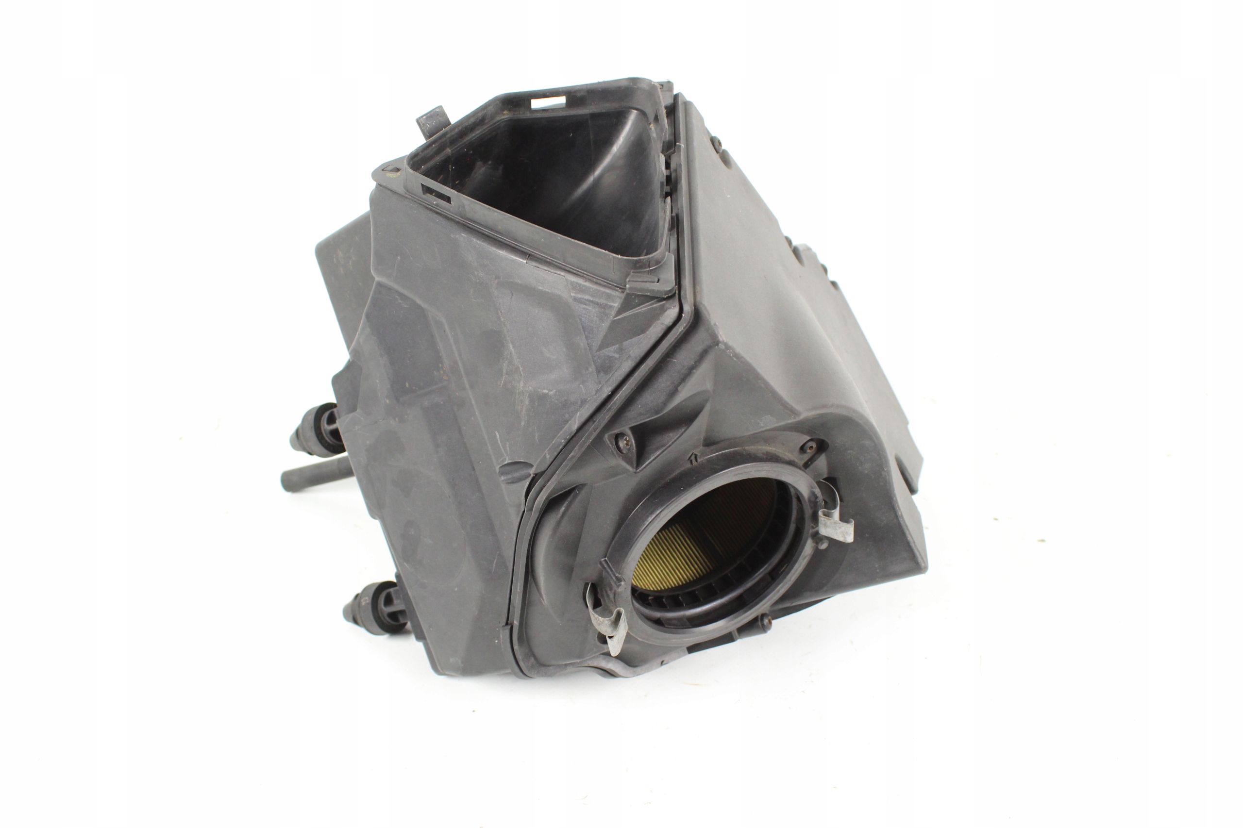 8K0133843D - Корпус воздушного фильтра AUDI A4 B8 3.0 TDI 08-15