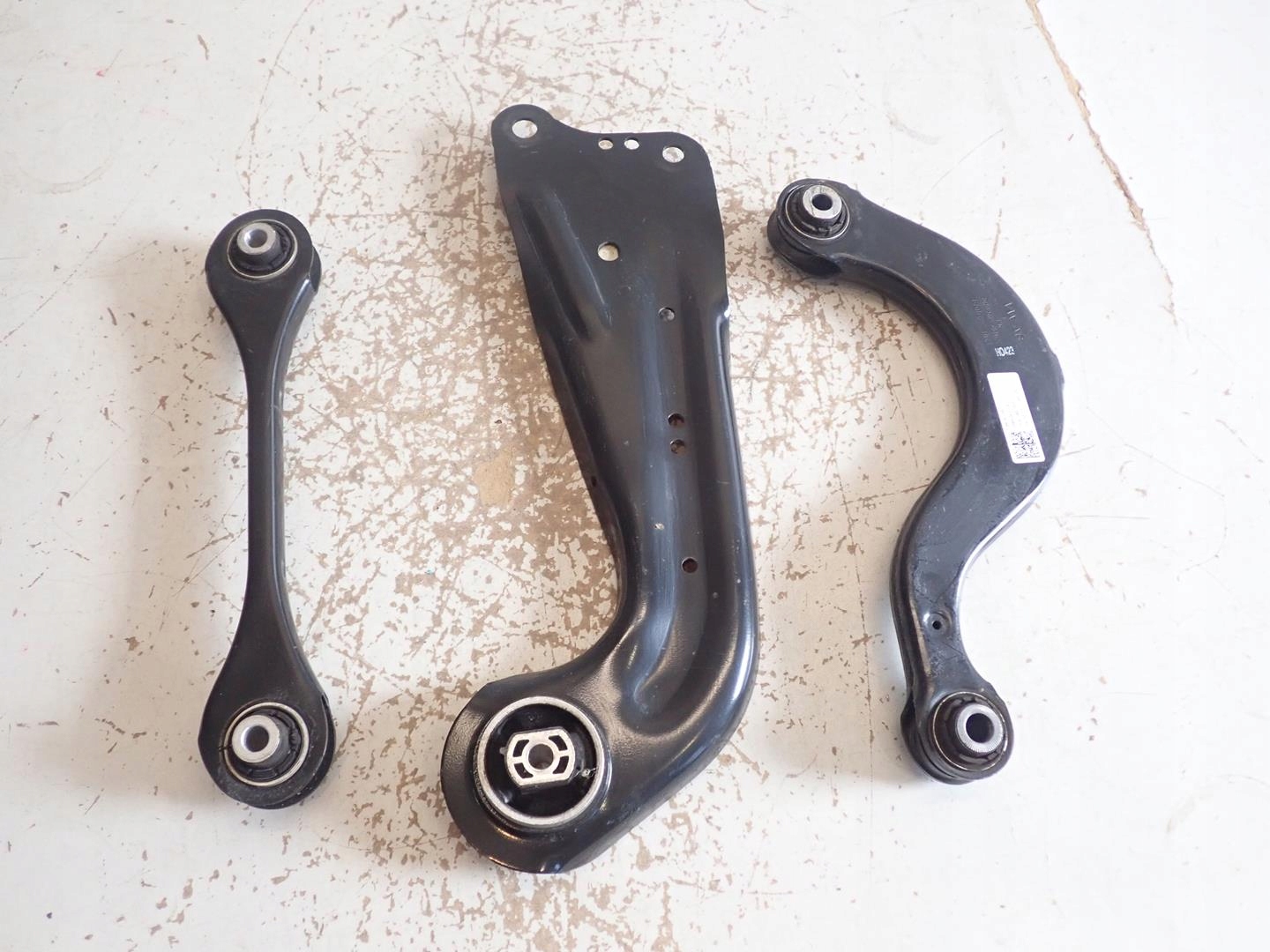 QUERLENKER LINKS HECK VW SEAT SKODA AUDI 5Q0501529E