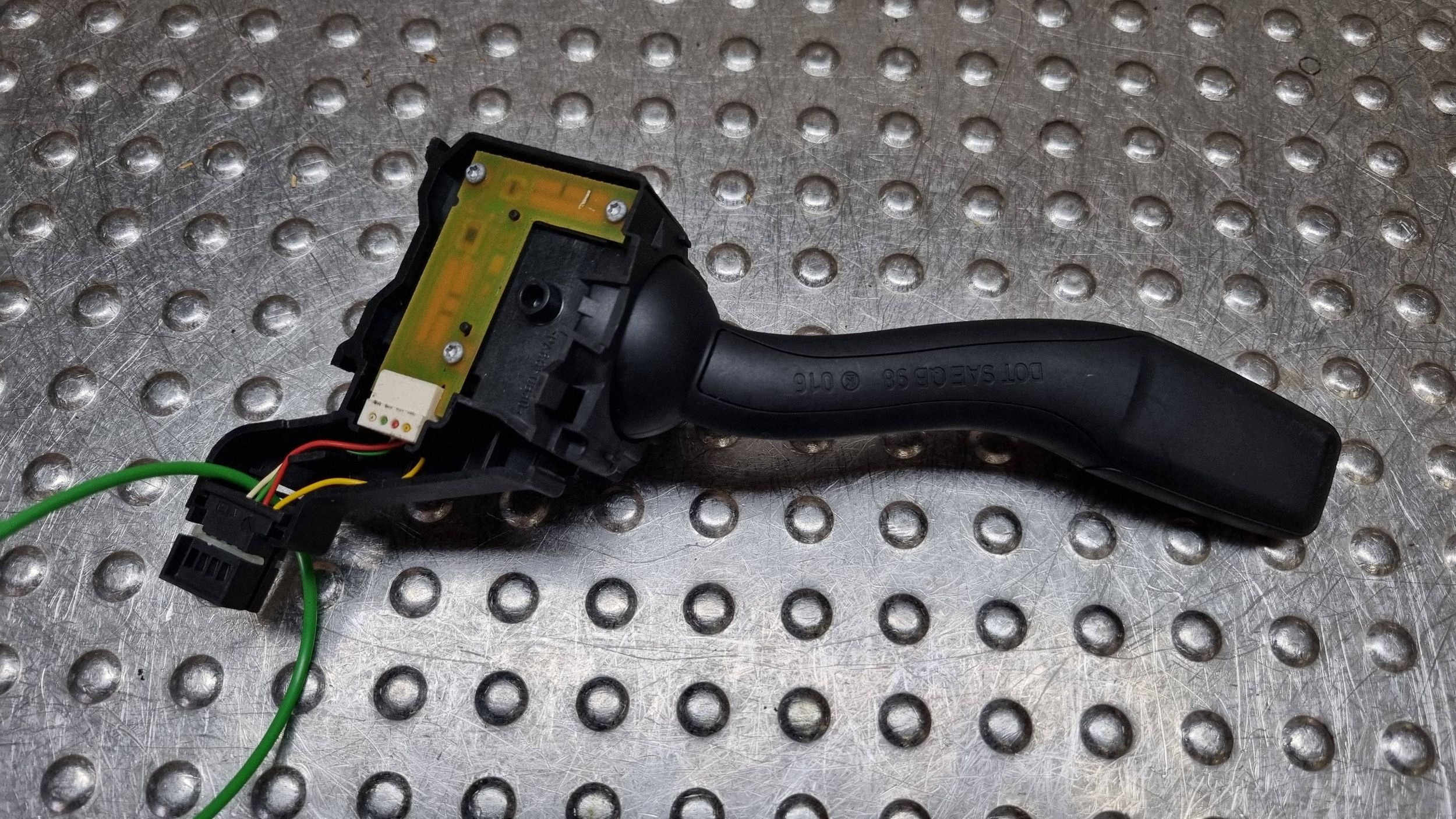 commodo bouton indicateurs de direction feux 8P0953513A AUDI A3 8P 03