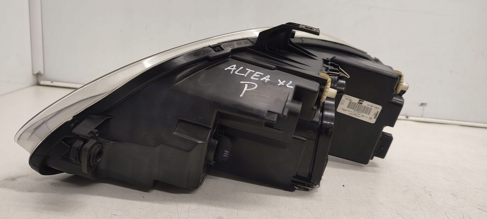 light front front right Seat Altea XL Freetrack 2,0 TDI