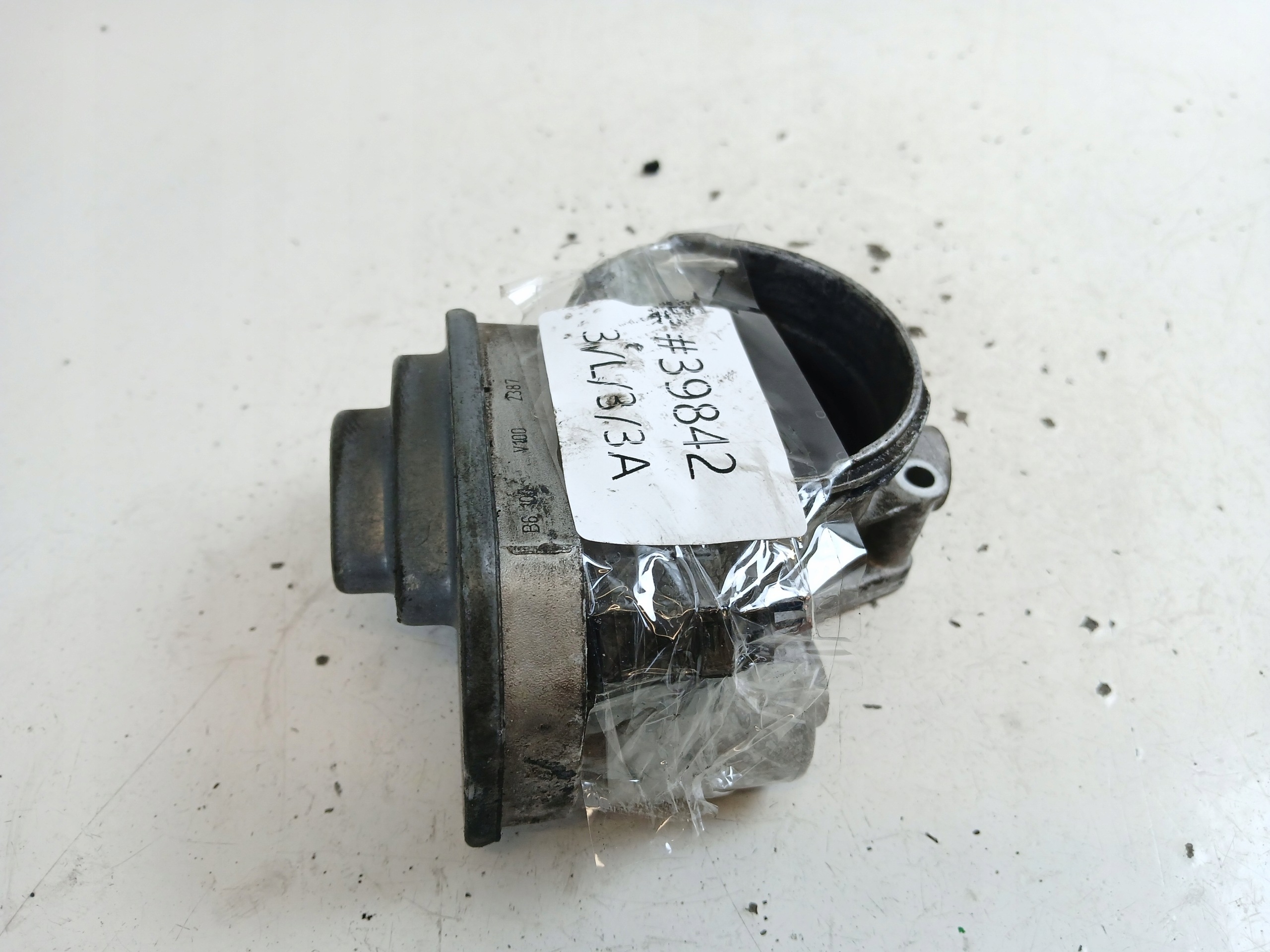 AUDI A3 8P VW GOLF V OCTAVIA II 1.9 TDI valvola a farfalla 038128063G