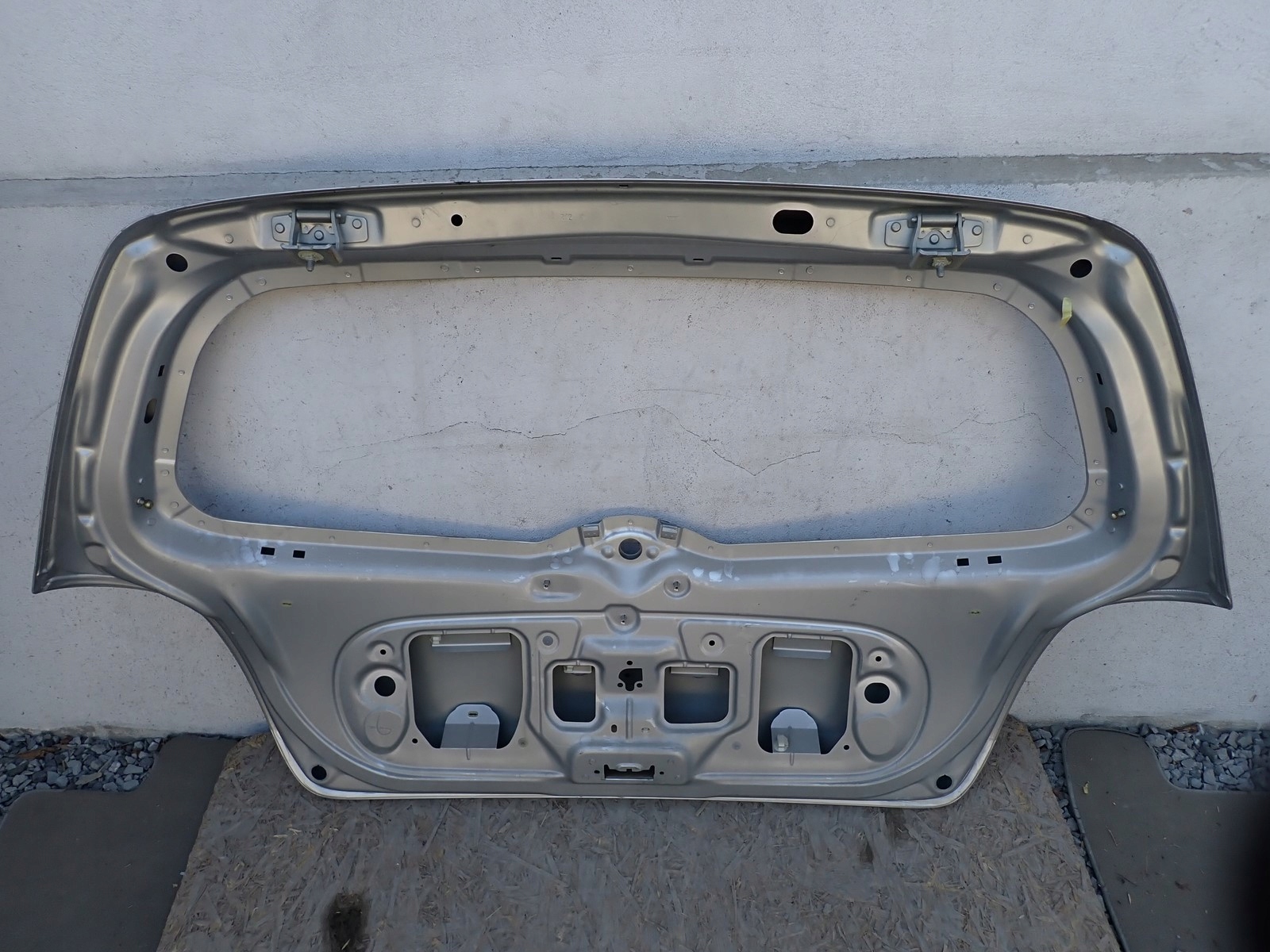 boot door rear cover boot RENAULT TWINGO 2 II CN0 2007-2011R