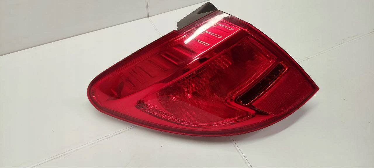 light rear left side Opel Meriva B 2014 13253627