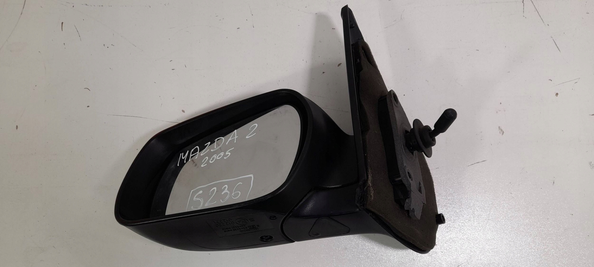 Mazda 2 DY 2002-2007 mirror left manually 012220 (S236)