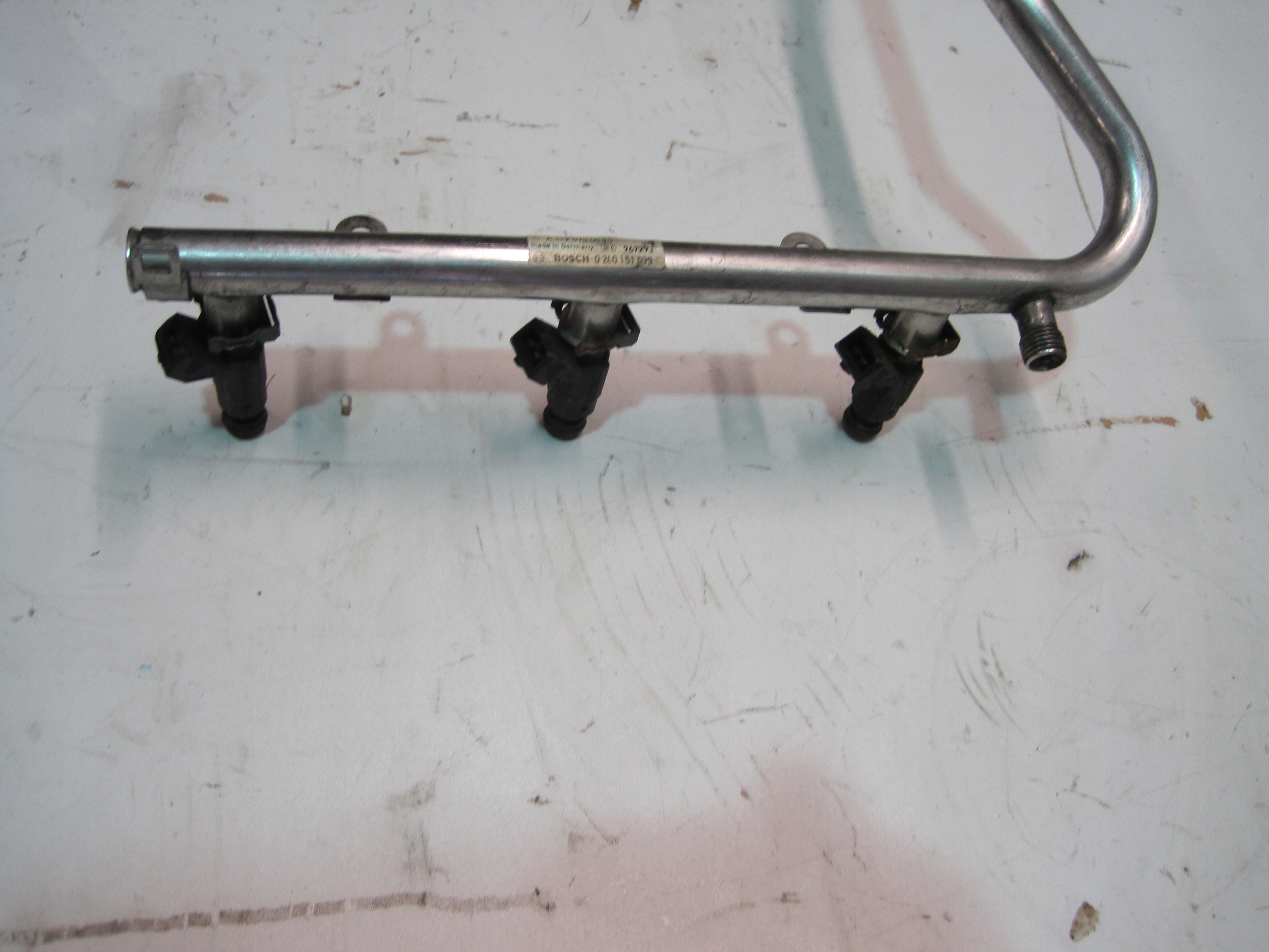 Rampe injection MERCEDES A1120700095