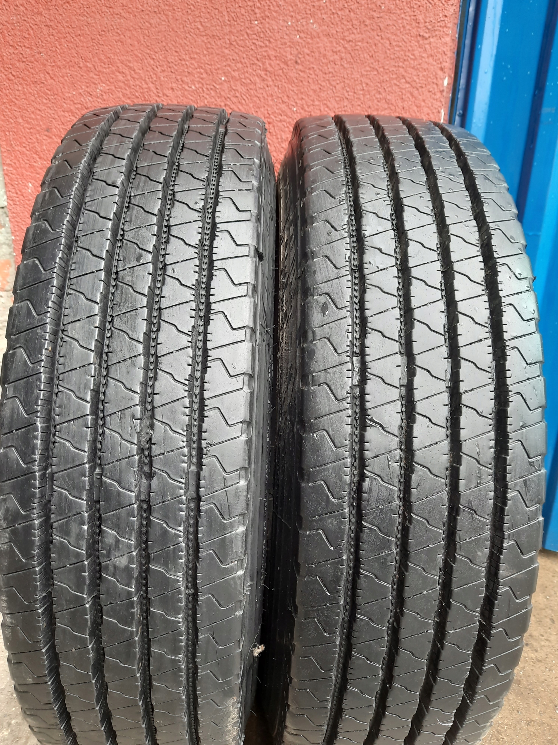205/75R17.5 124 / 122M HANKOOK AH11