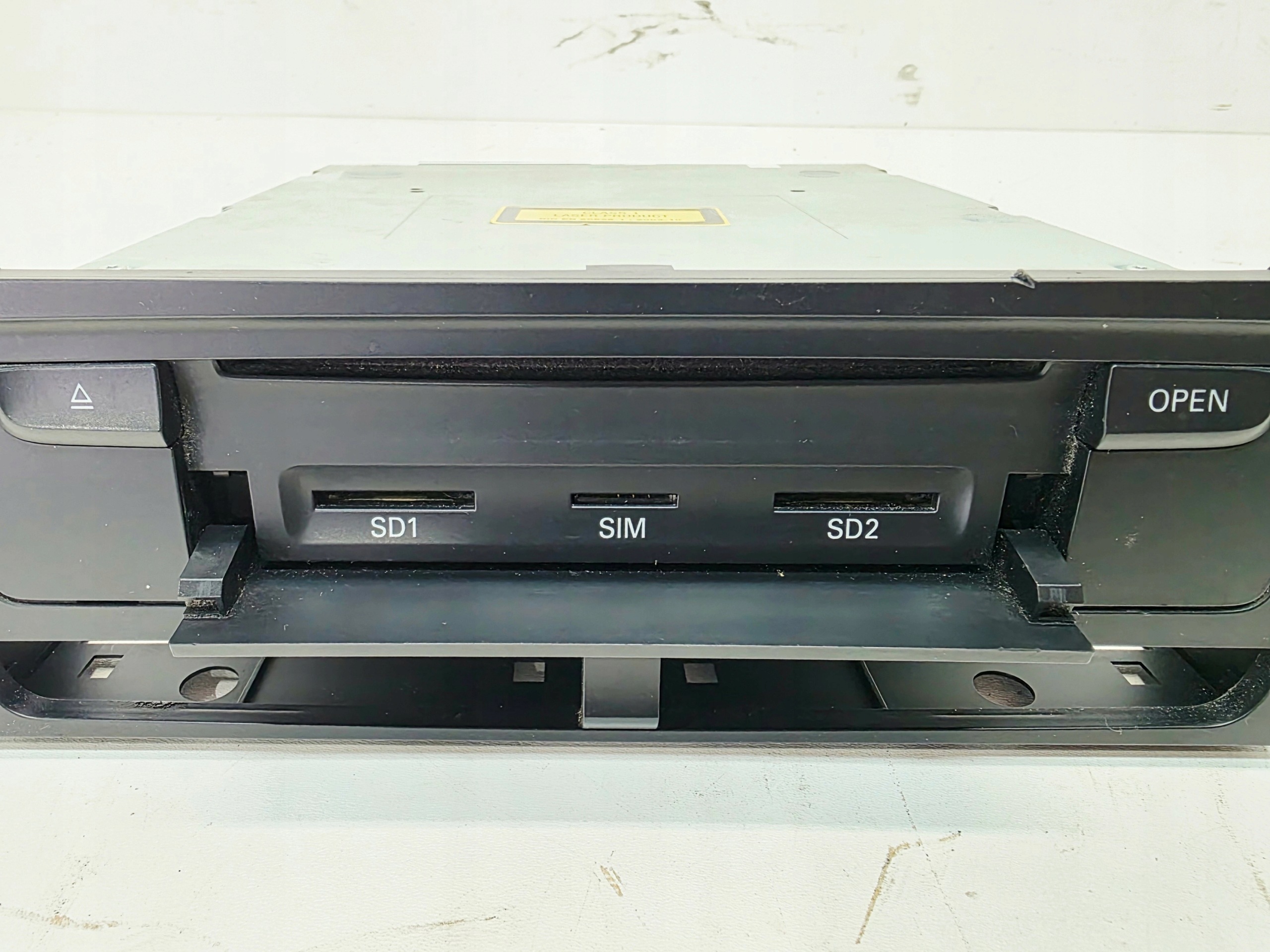 unit MMI card reader SD1 SD2 SIM AUDI A4 B8 A5 8T Q5 8R 8T2035670E