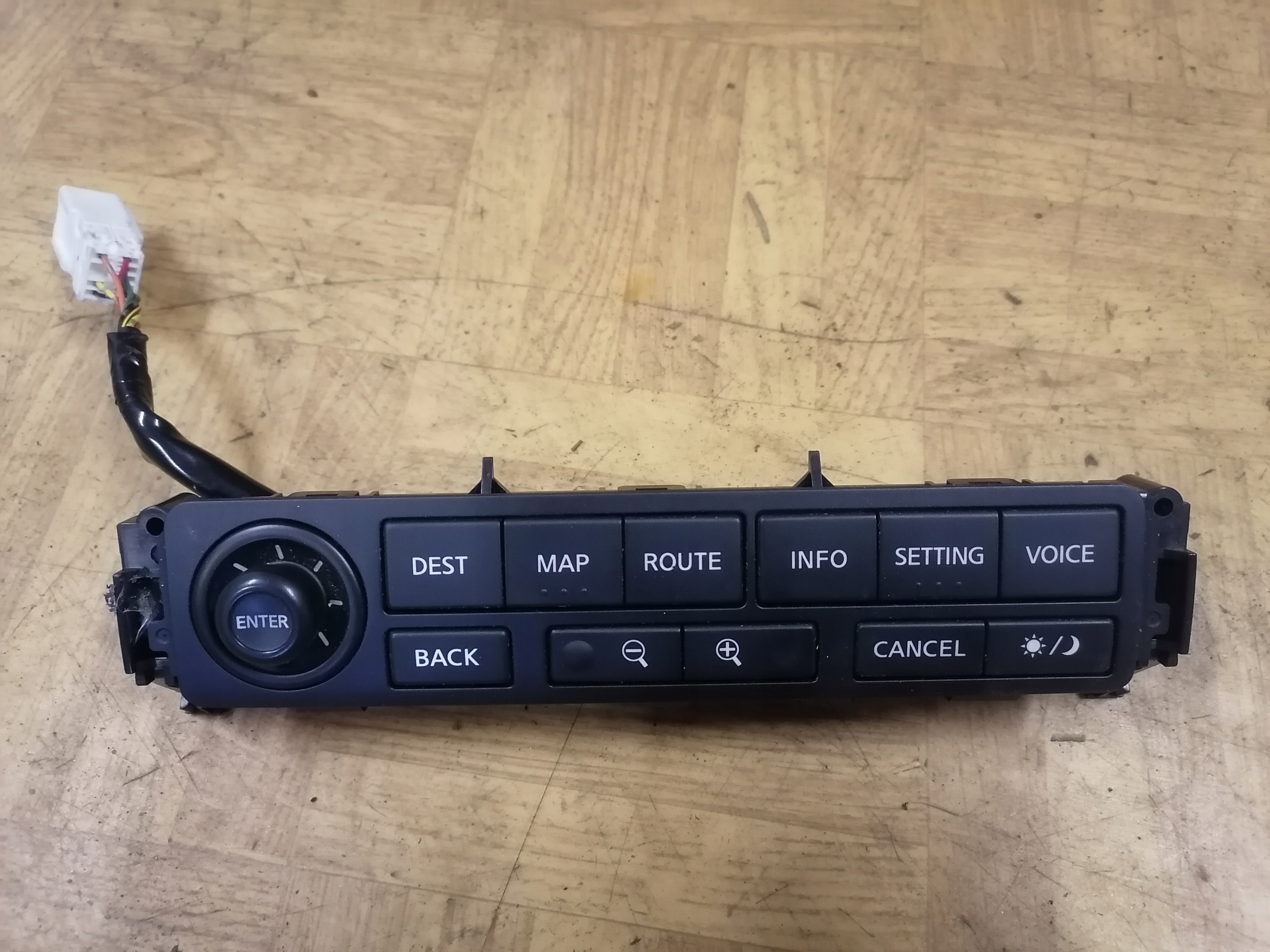 NISSAN MURANO et Z50 PANEL Navigation 28395CC000