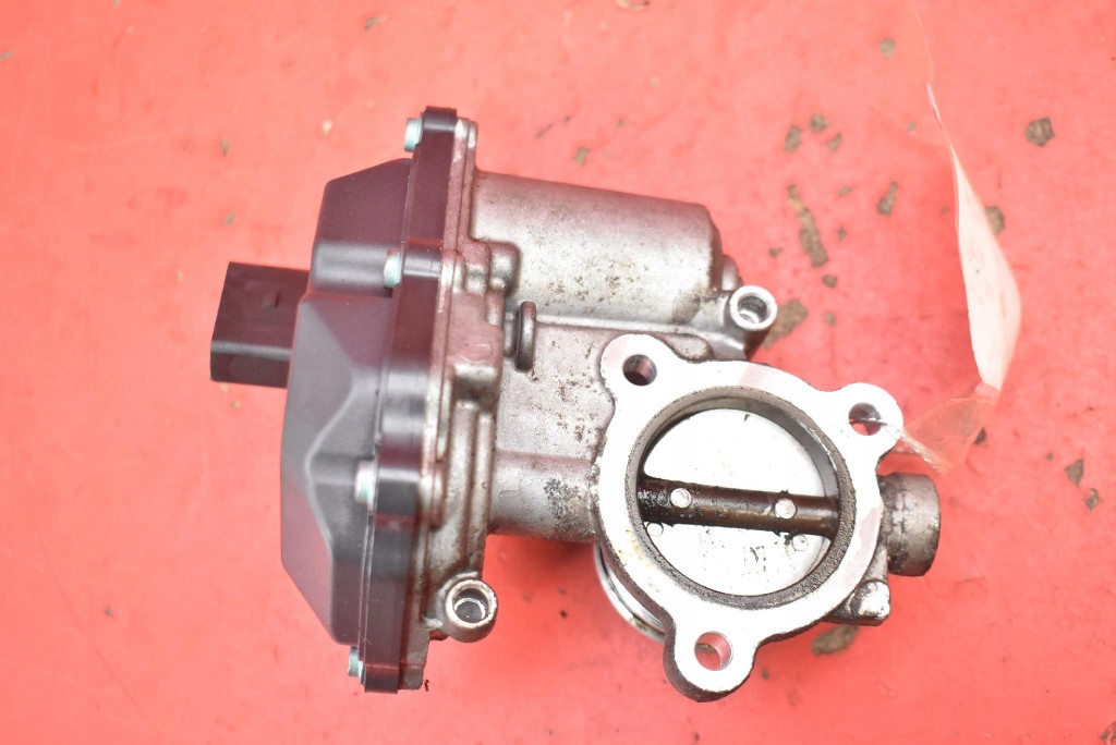 AGR-Ventil 04L131501M VW PASSAT B8 2.0 TDI 150 KM 14-20