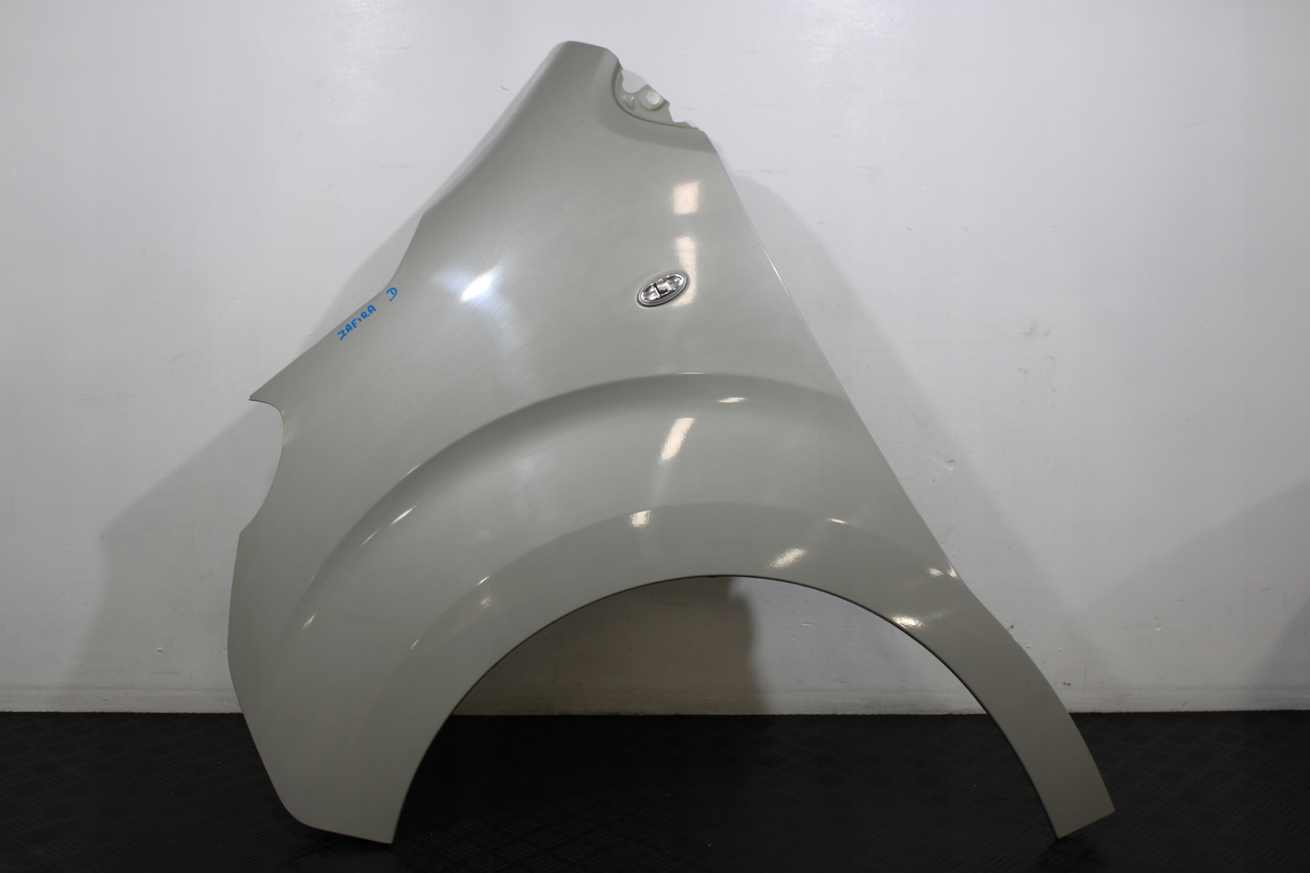fender left front front OPEL ZAFIRA D LIFE 2.0 CDTI