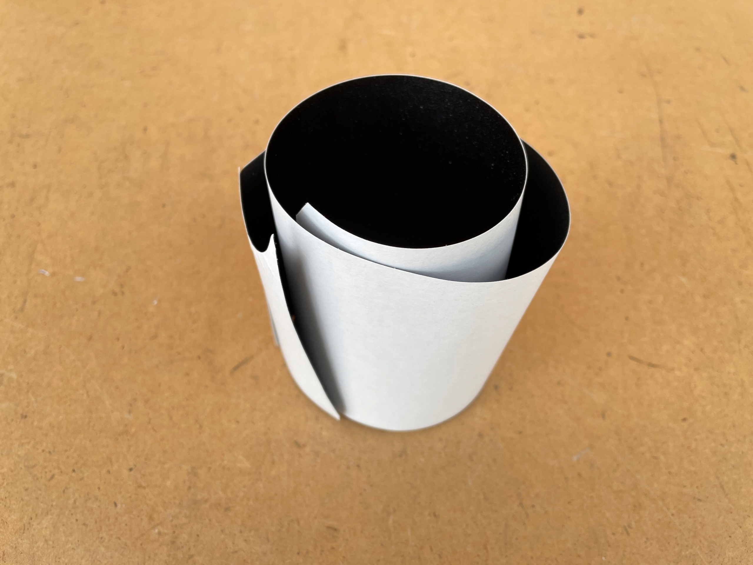 NAKLEJKA SŁUPKA DRZWI PRAWA FORD ECOSPORT 18-