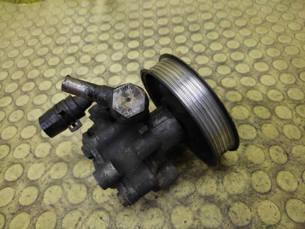 VW GOLF IV 1.9 TDI servo pump 1J0422154A