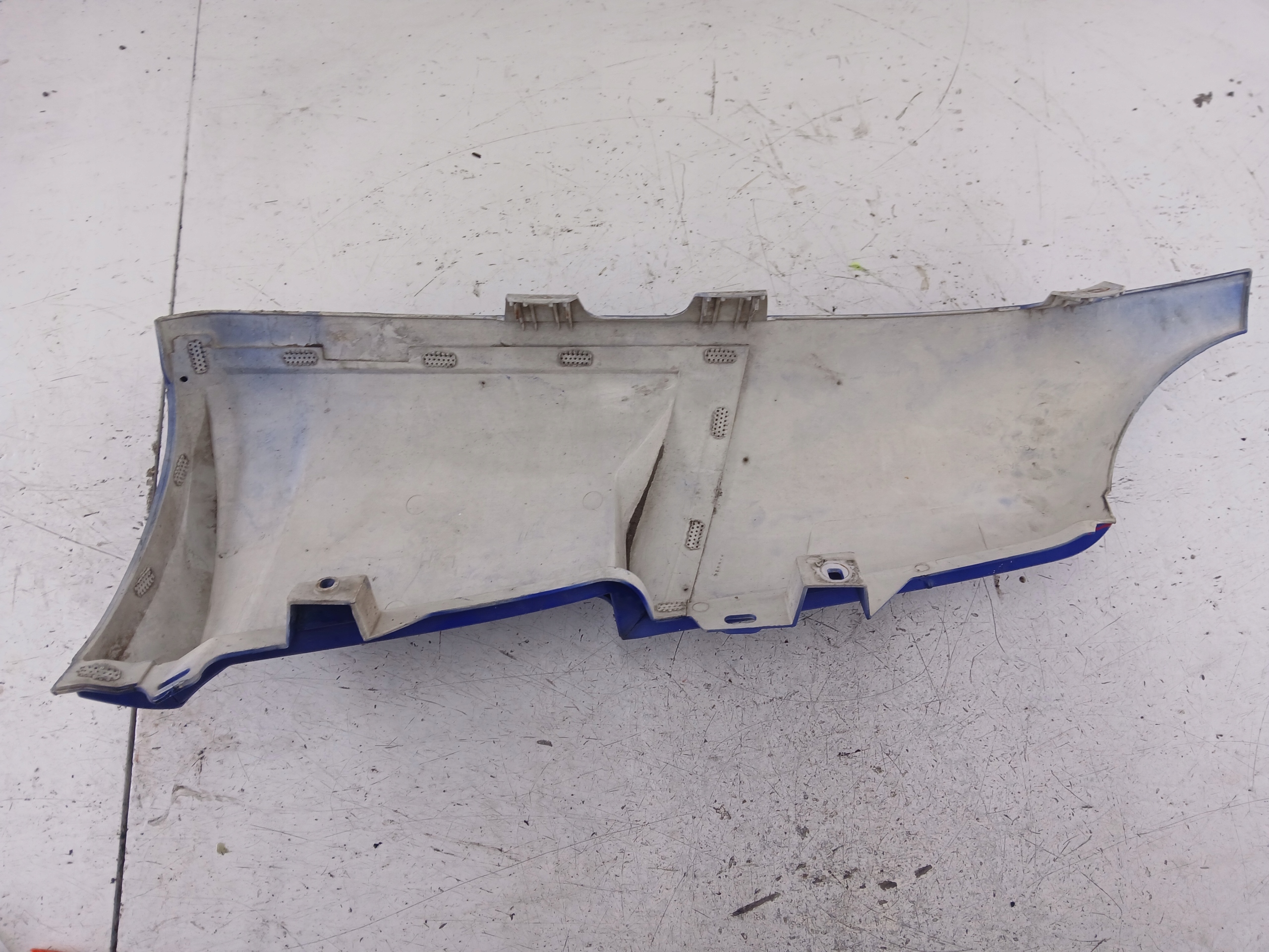 DAF LF 45 Frontverkleidung POLIK des Kabine links