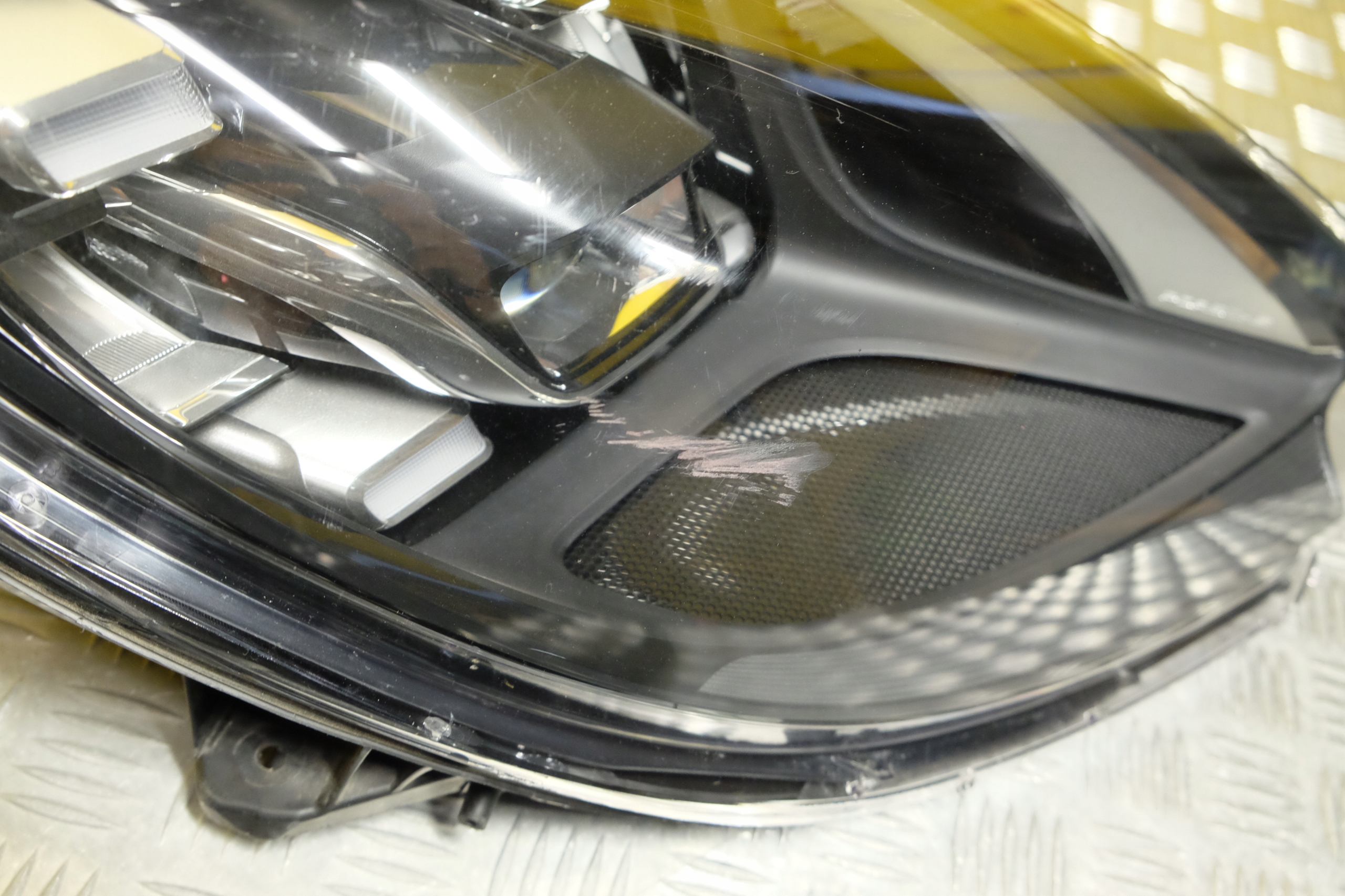 PORSCHE MACAN 2015- REFLEKTOR LAMPA FULL LED R USA Rodzaj świateł mijania LED