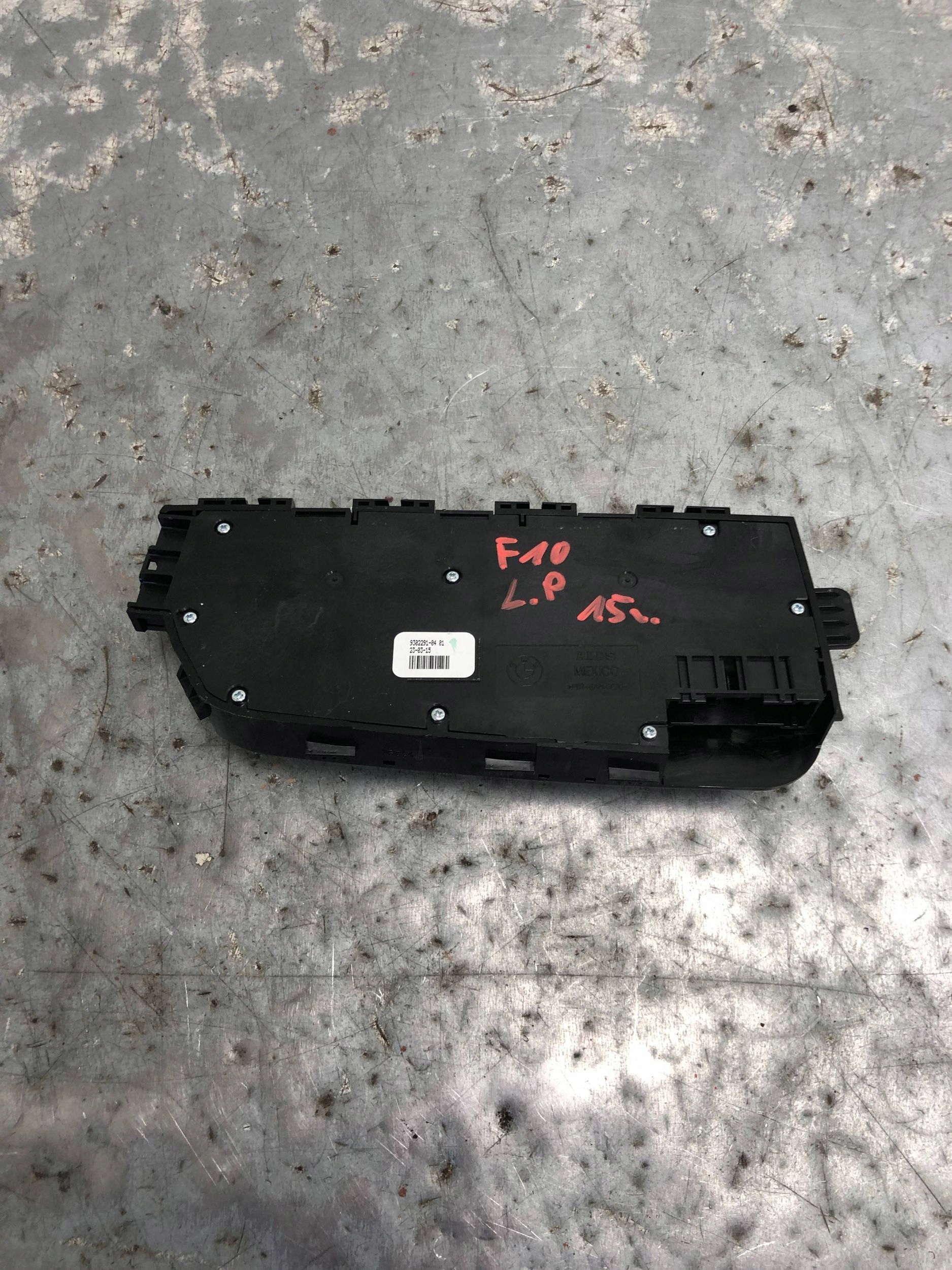 control panel seat left front BMW F10 LCI 9302291