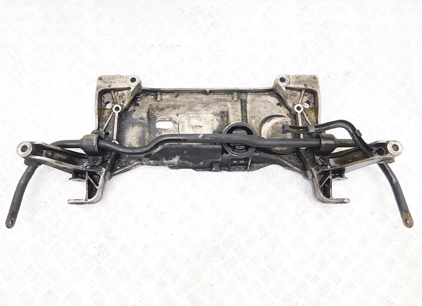 1K0199369D 1K0199313D - САЛАЗКИ СКАМЕЙКА ПЕРЕДНЯЯ БАЛКА-VW TOURAN ALTEA YETI