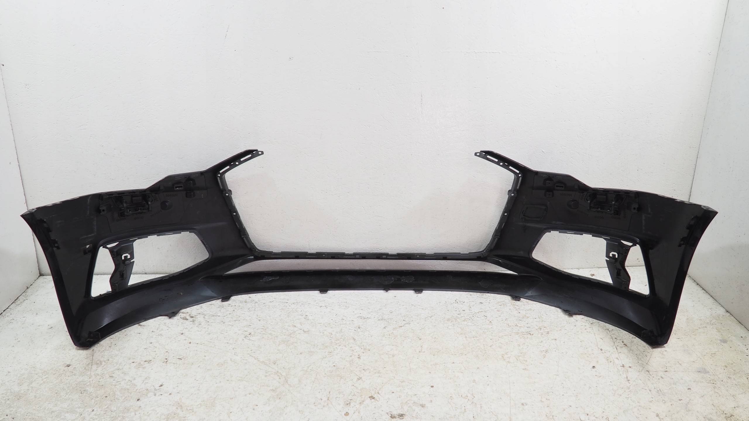 Audi A6 C8 bumper front front 4K0807437A