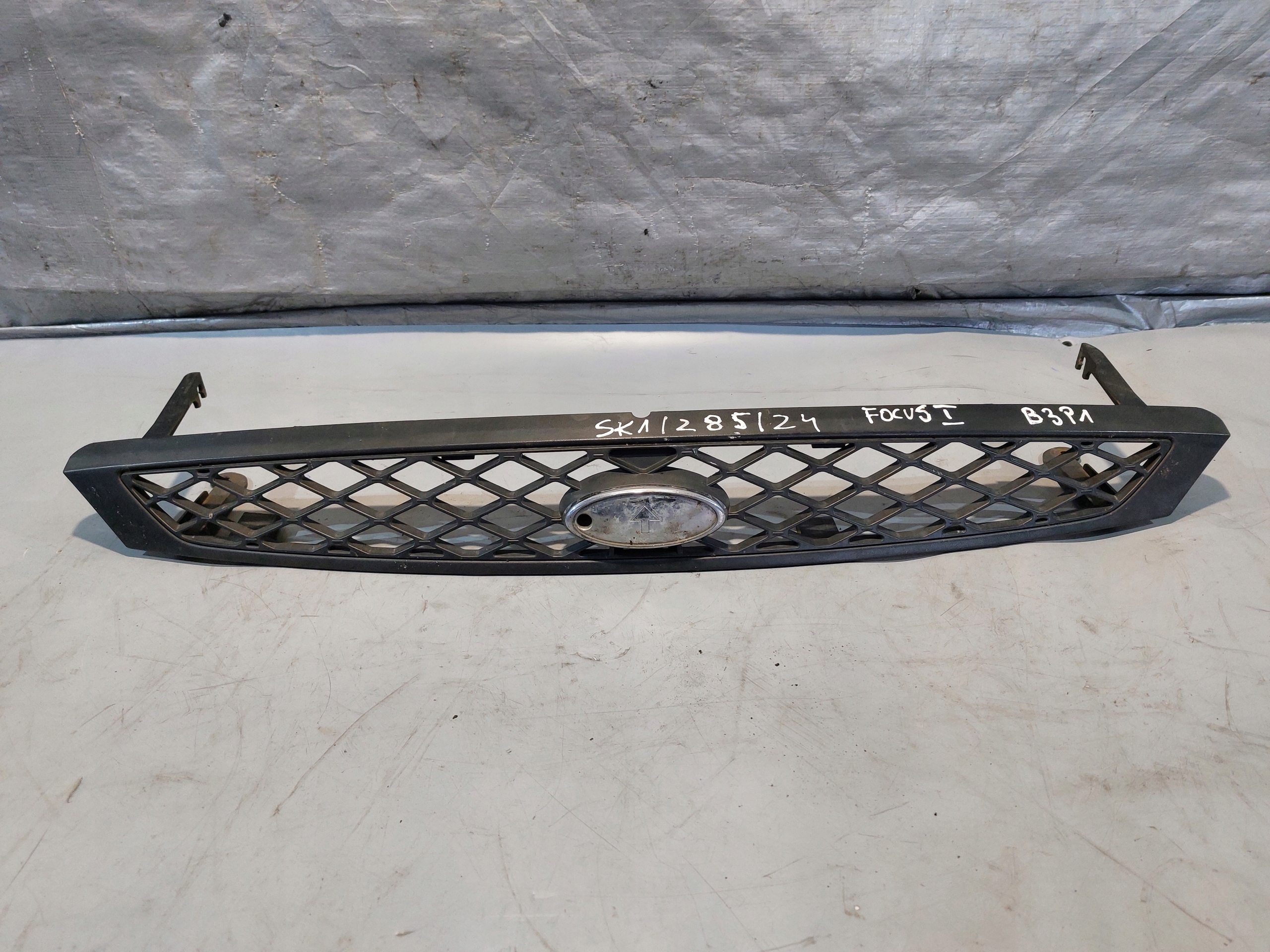grill grille radiator FORD FOCUS MKI FL