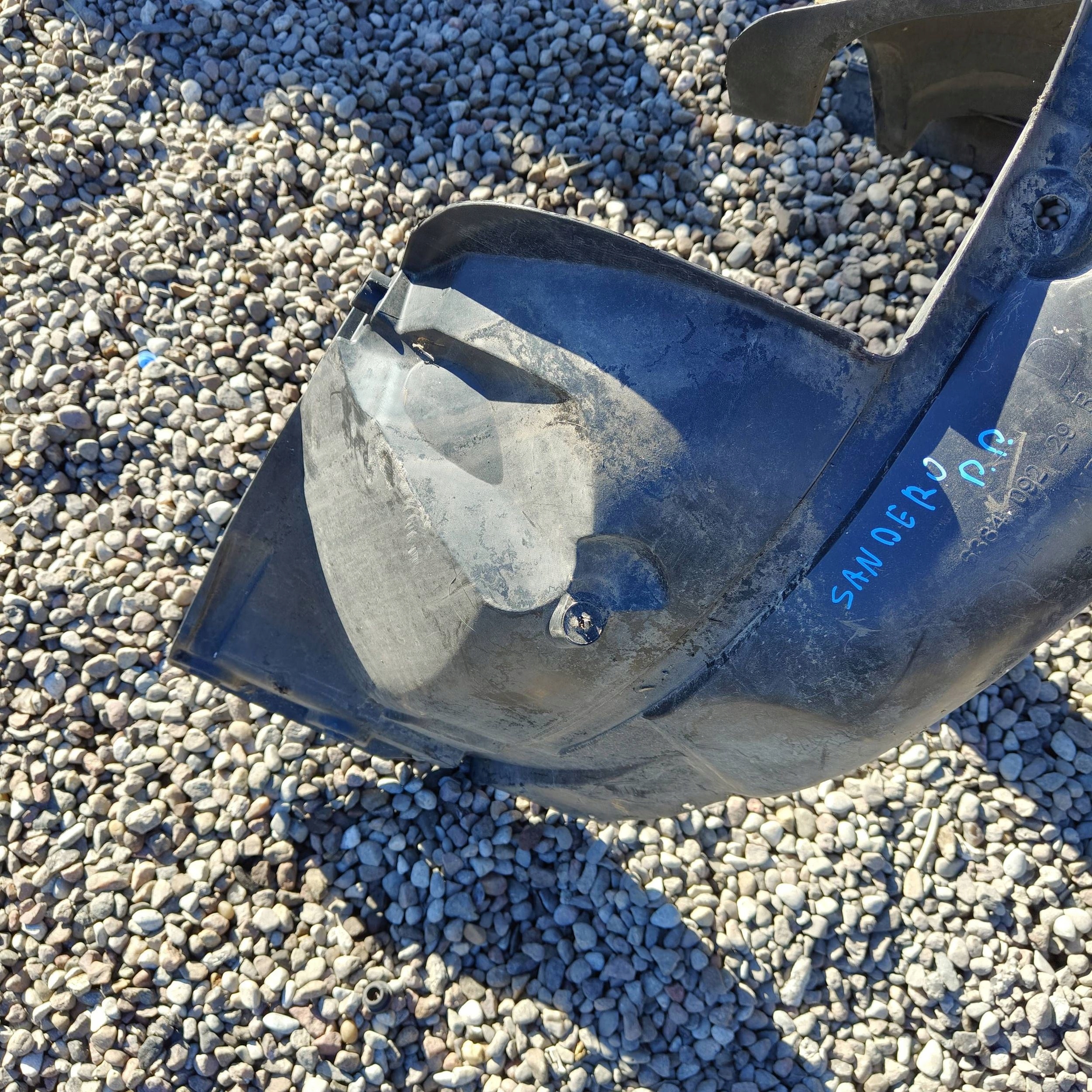 Dacia Sandero II 2018 front side right mudguard front