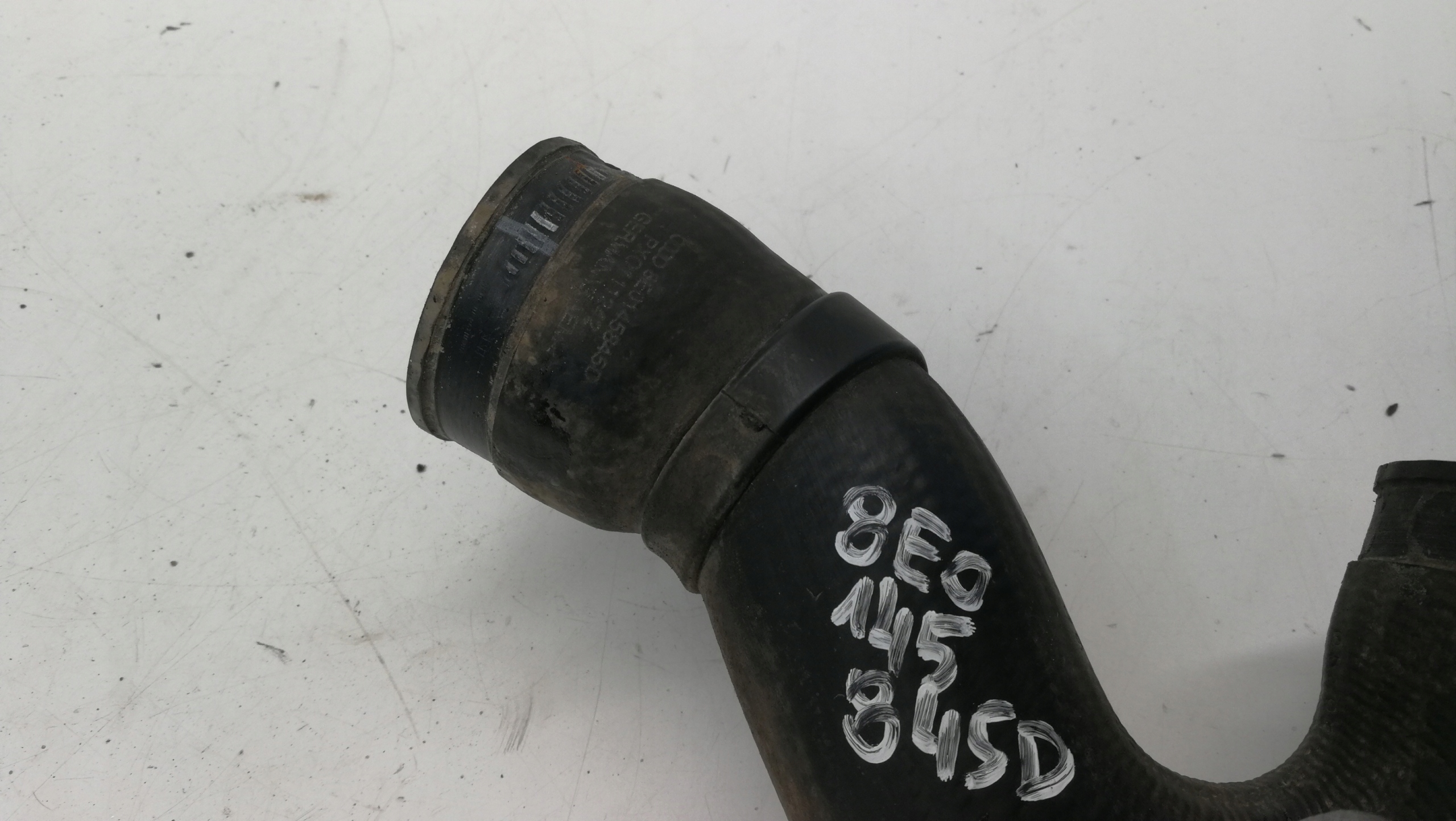 cijev prijenos interkulera AUDI A4 B6 B7 8E0145845D