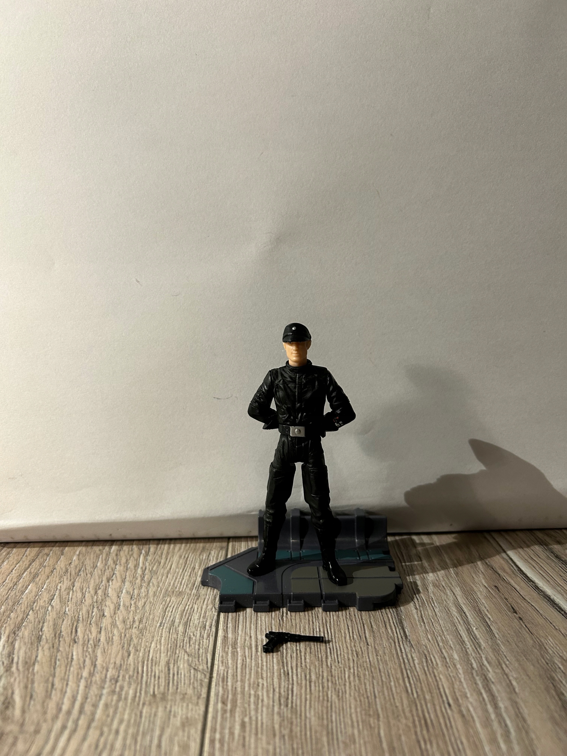 Star Wars Imperial Officer - Niska cena na Allegro