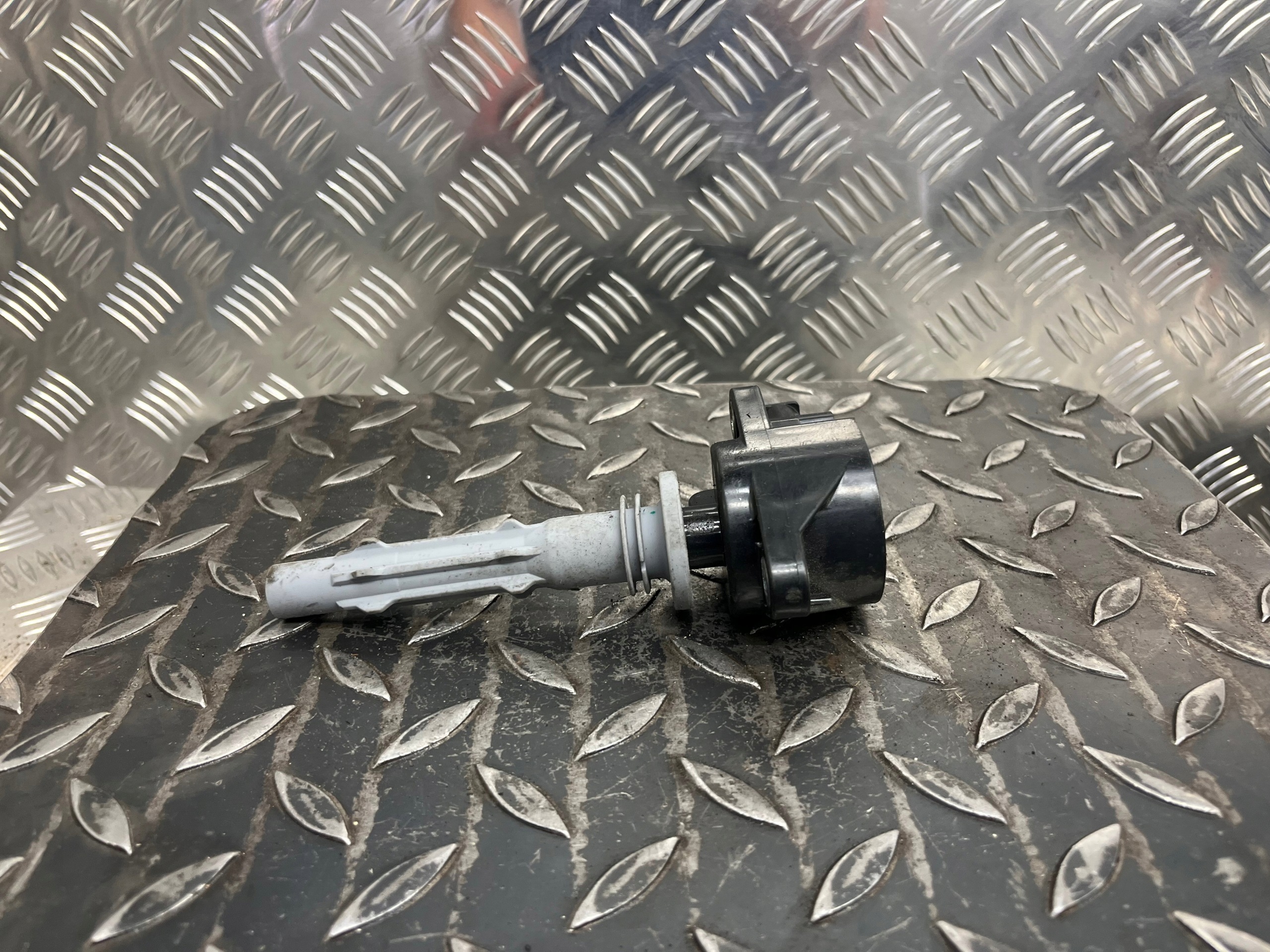 coil ignition MERCEDES-BENZ R KLASA W251 GN10235