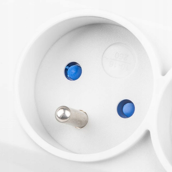 ARMAC M9 LISTWA PRZEPIĘCIOWA 9 GNIAZD 3M CZARNA Kolor czarny