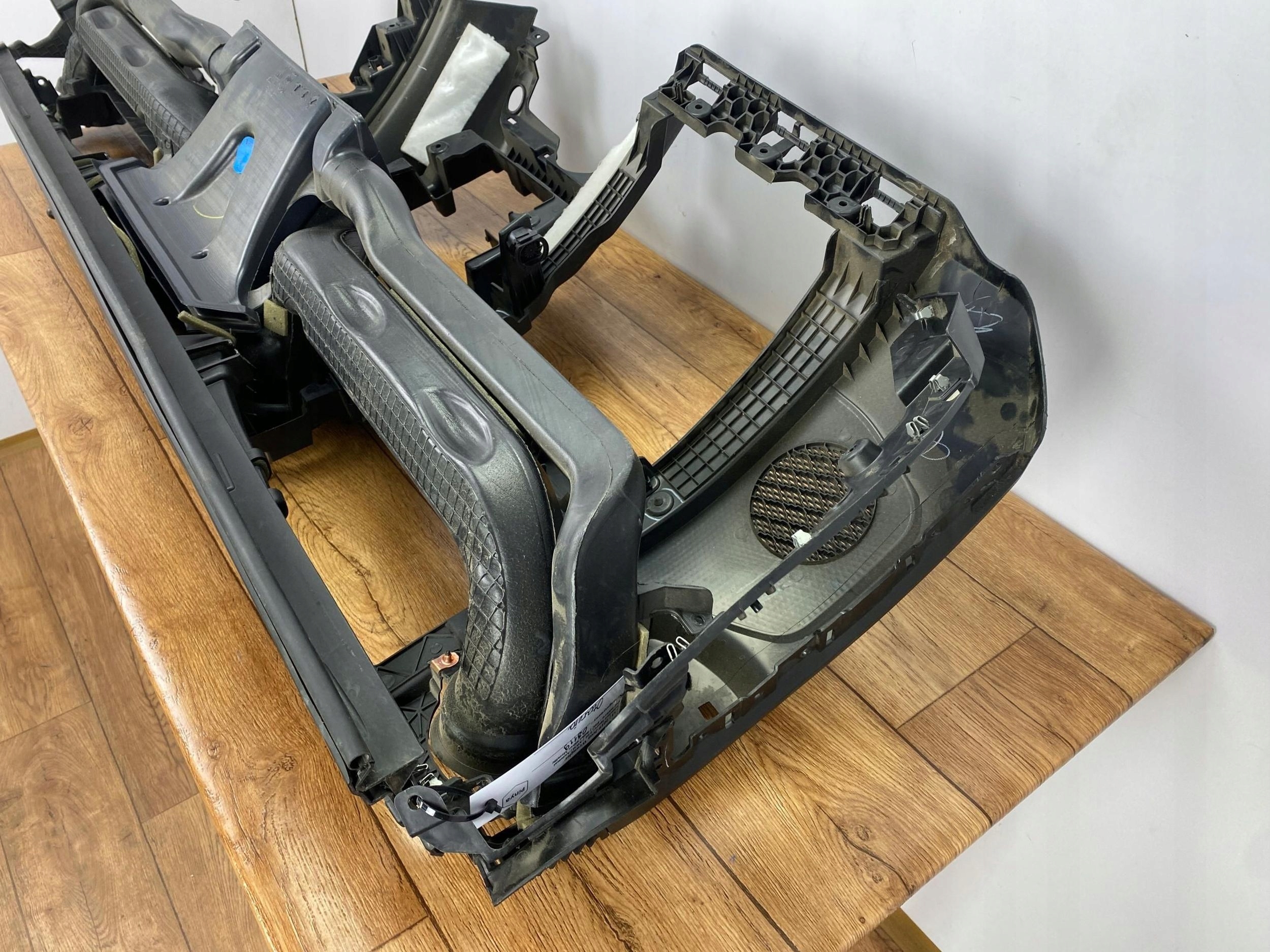 dashboard instrument panel console Jeep Wrangler JL 2018+ USA