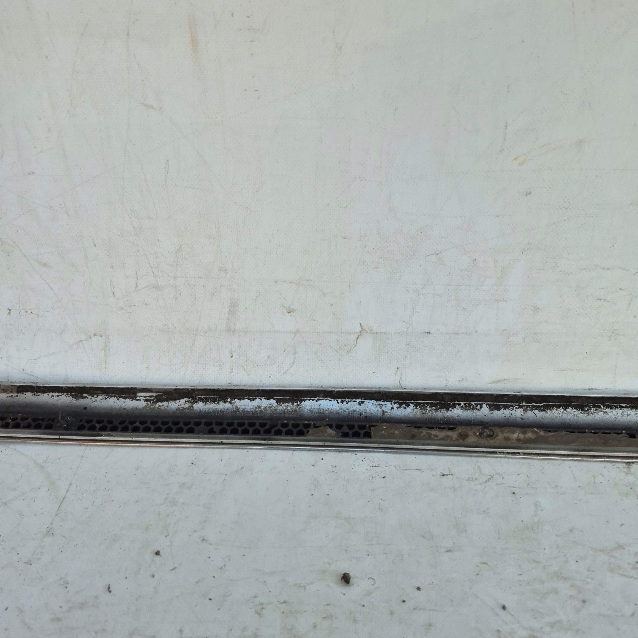 VW PASSAT B7 10- moulding door left front front 3AA854939A