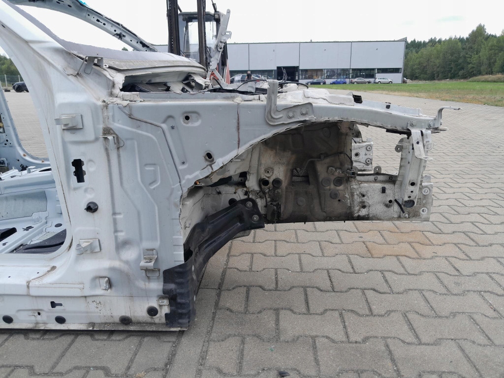 BMW 2 F22 F23 ЛОНЖЕРОН ПЕРЕД ПРАВА 300