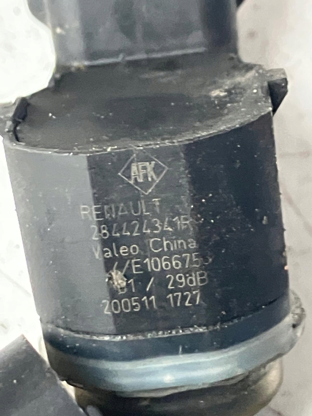 Sensor PDC vorne RENAULT LATITUDE 284424341R