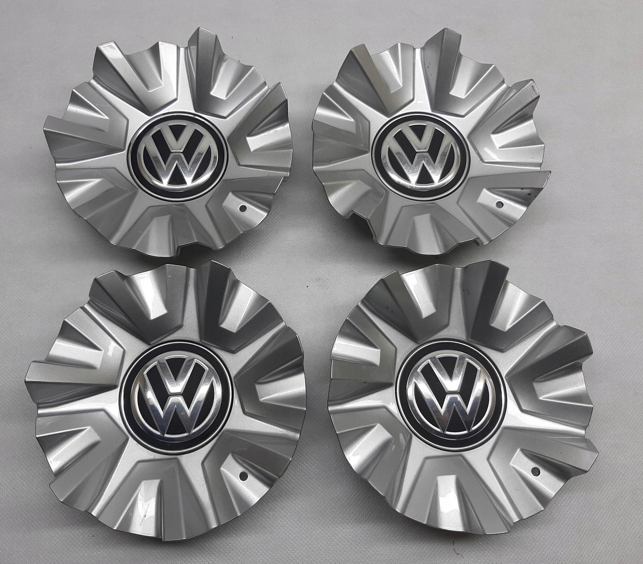 VW Touareg 3 ковпак кришки в зборі 760601149a