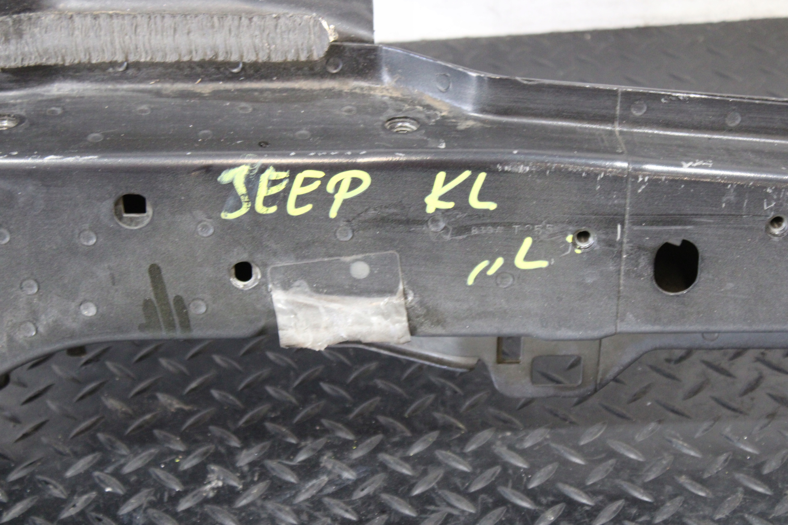 quarter quarter FARTUCH left front JEEP CHEROKEE KL