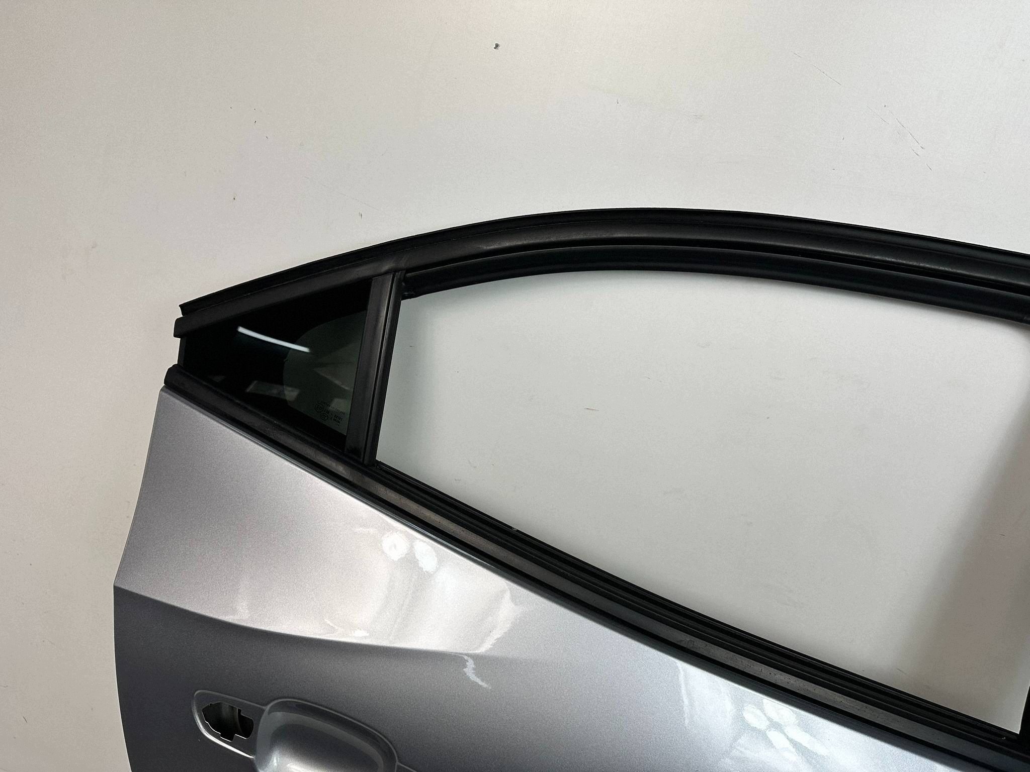 OPEL MOKKA II B door right rear part rear. right KCA nice