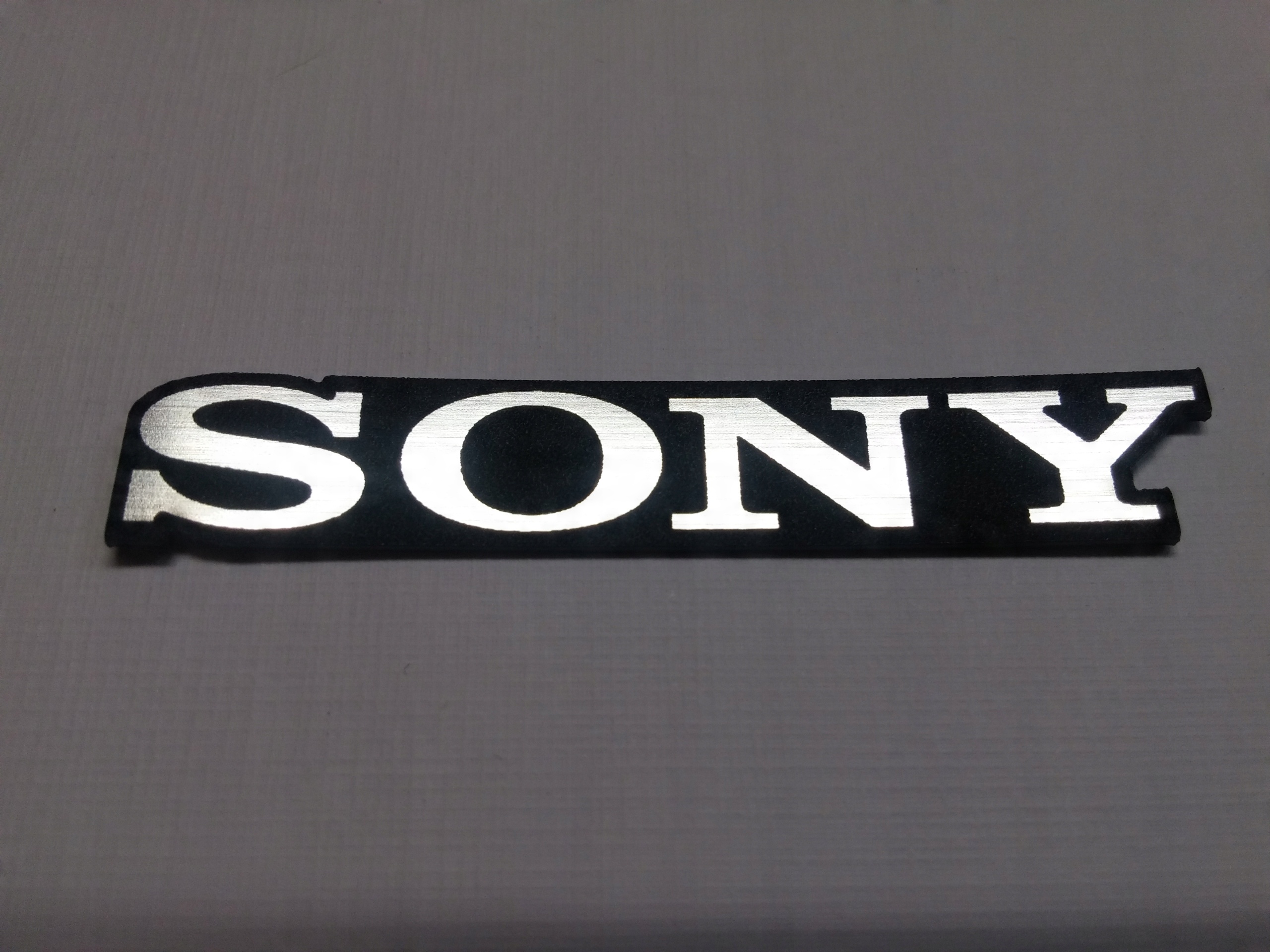 

Sony naklejka emblemat 60 x 10 mm*SREBRNA