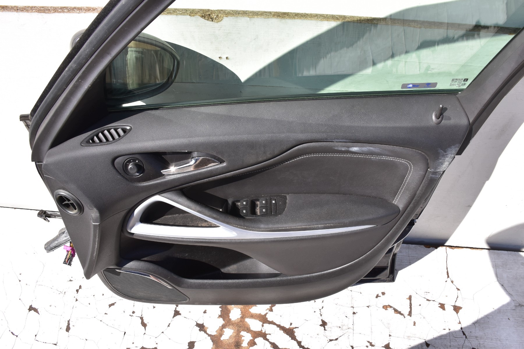 door right front OPEL ZAFIRA C 2011-2019 do malowania