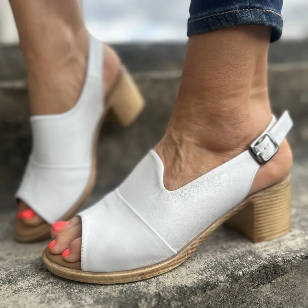 Dámské sandály Artiker 56C0873 bílé 38, bílá