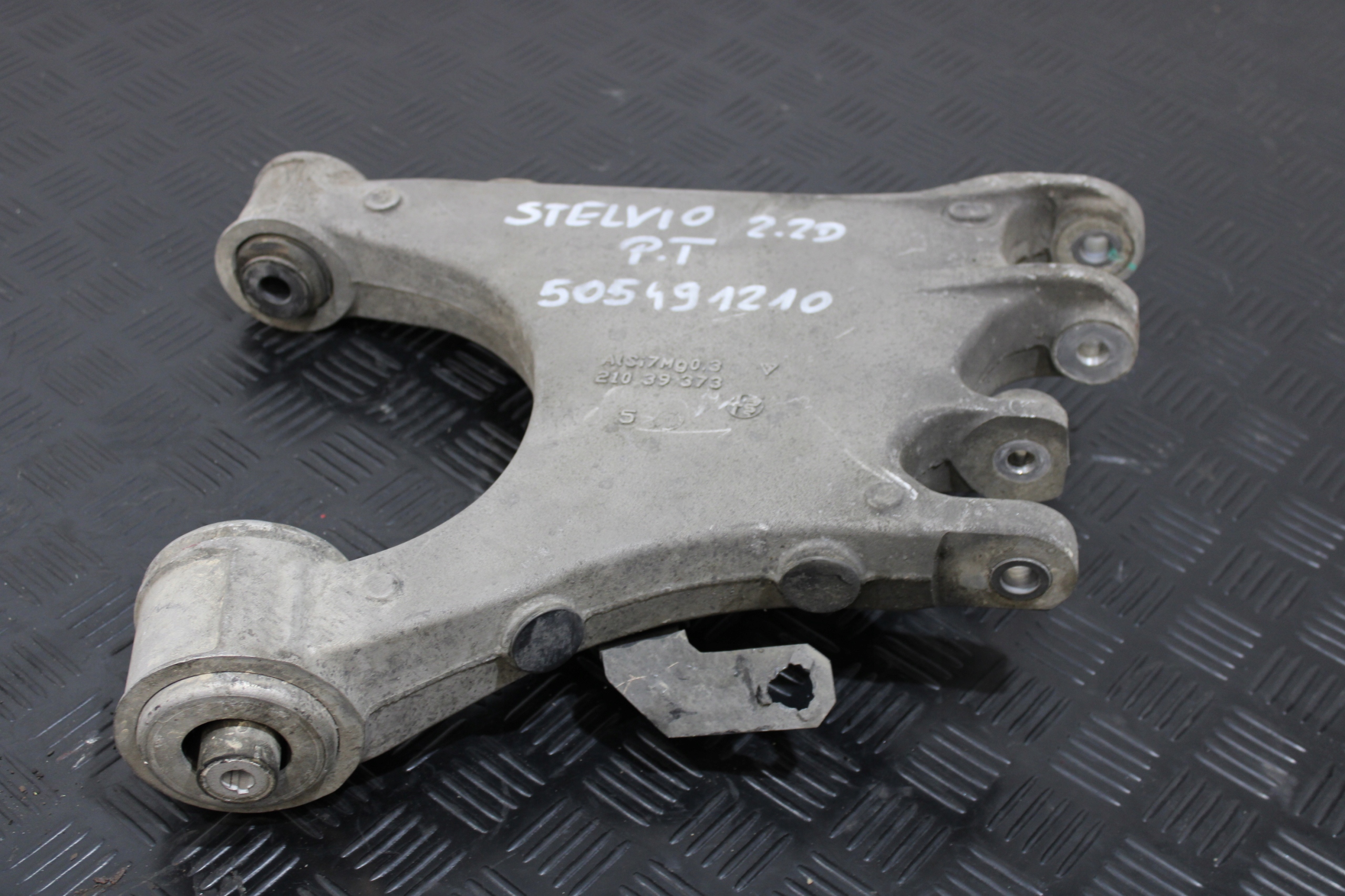 Querlenker rechts heck 505491210 ALFA ROMEO STELVIO 2,2D 4X4