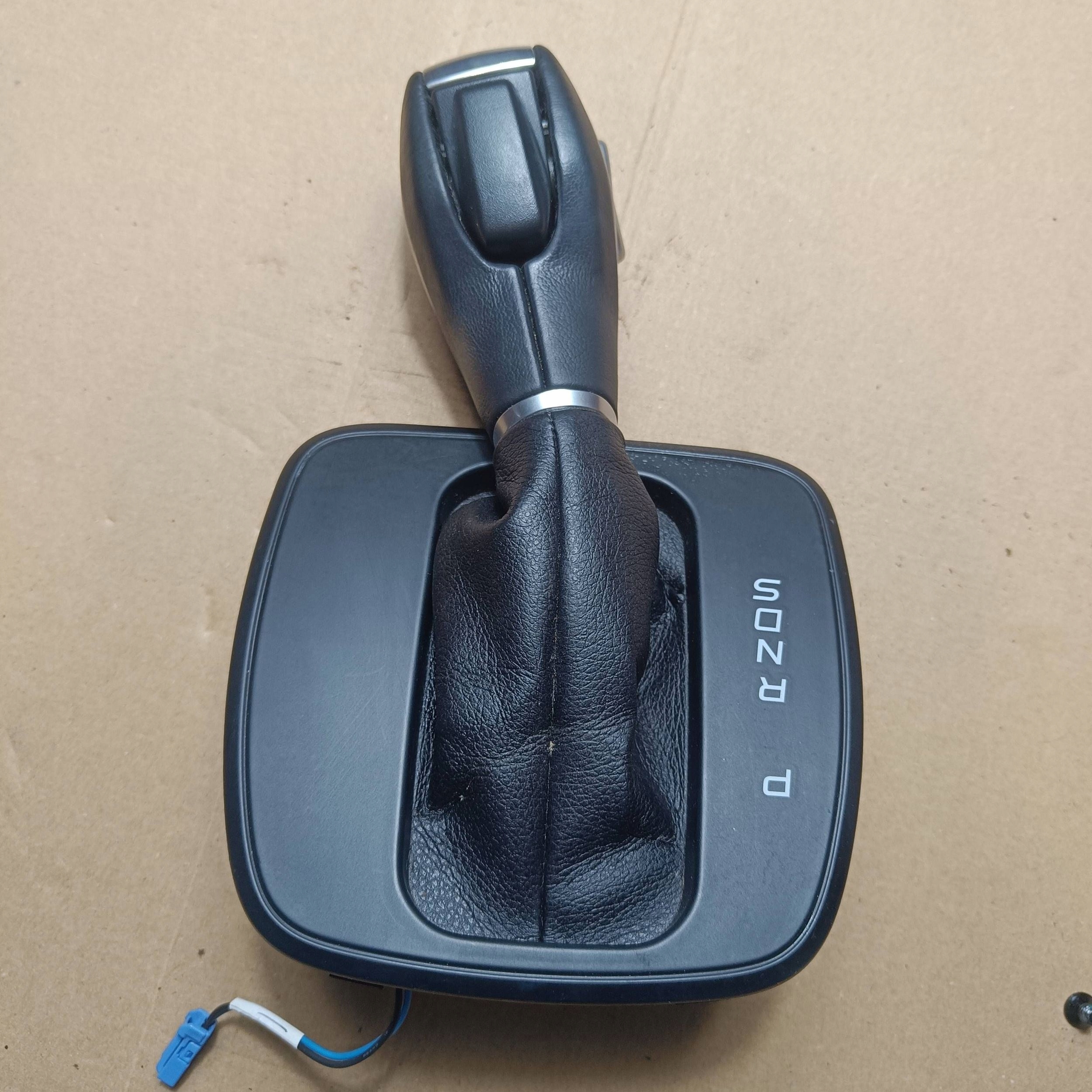 Ford Kuga MK2 AUTOMAT 2014 gear lever sleeve frame CJ5P7E034AAW