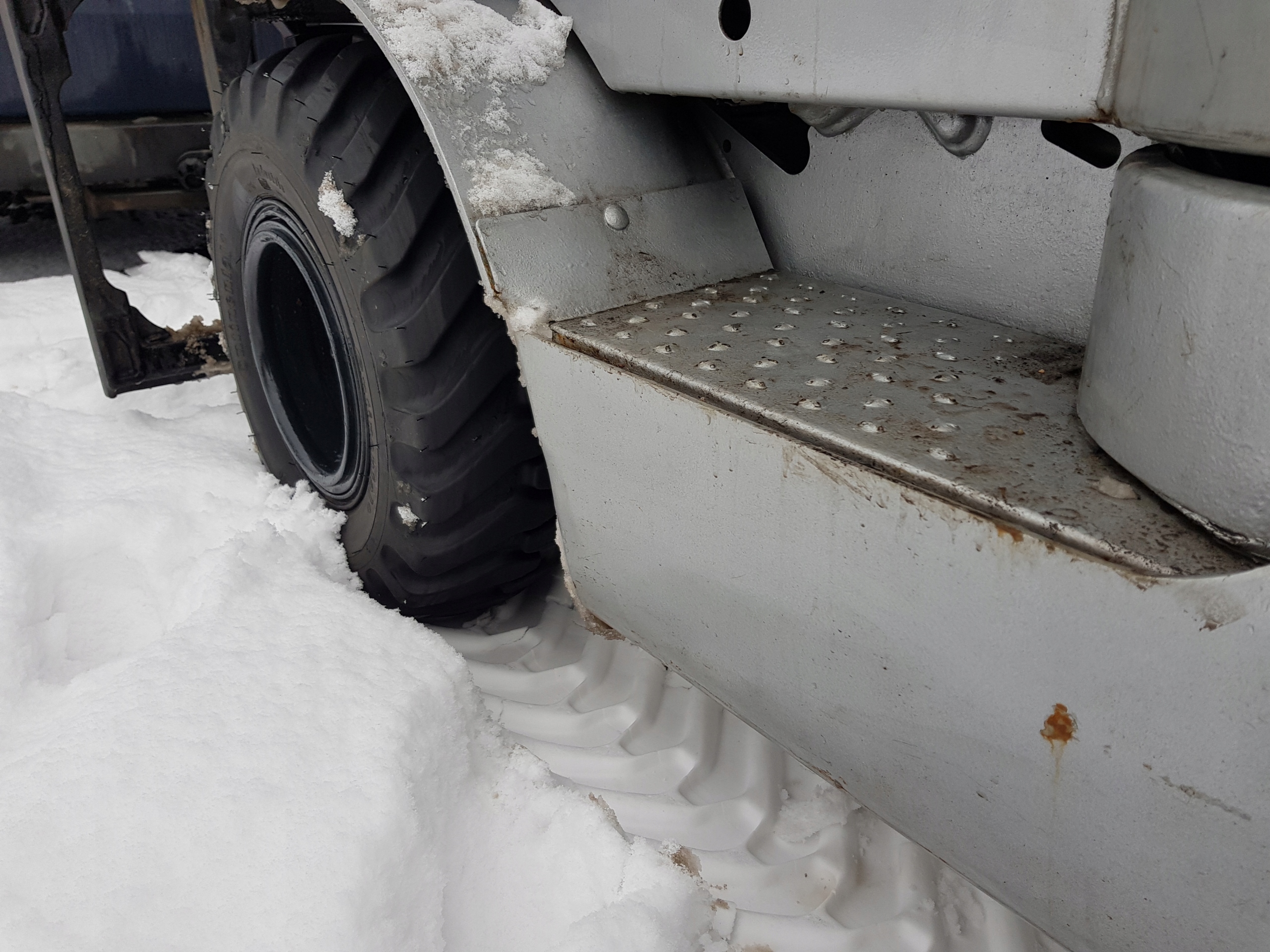 R70-30 - Снег колеса вилочный погрузчик STILL R70 20 25 30